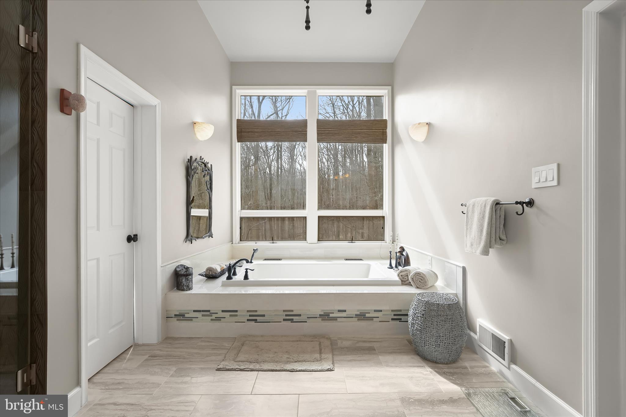 WORTHINGTON VALLEY - Residential