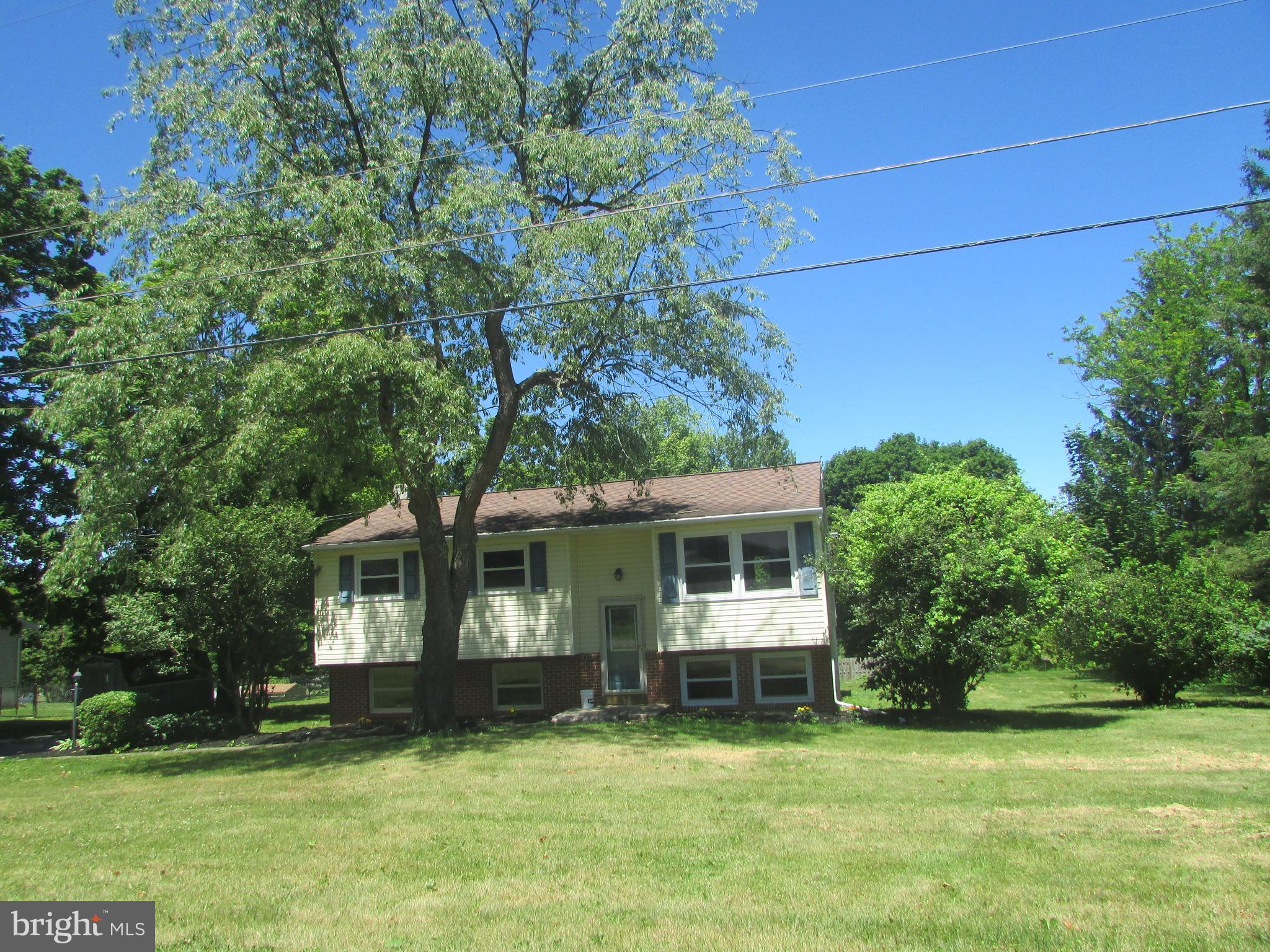 FAIRBROOK - Residential