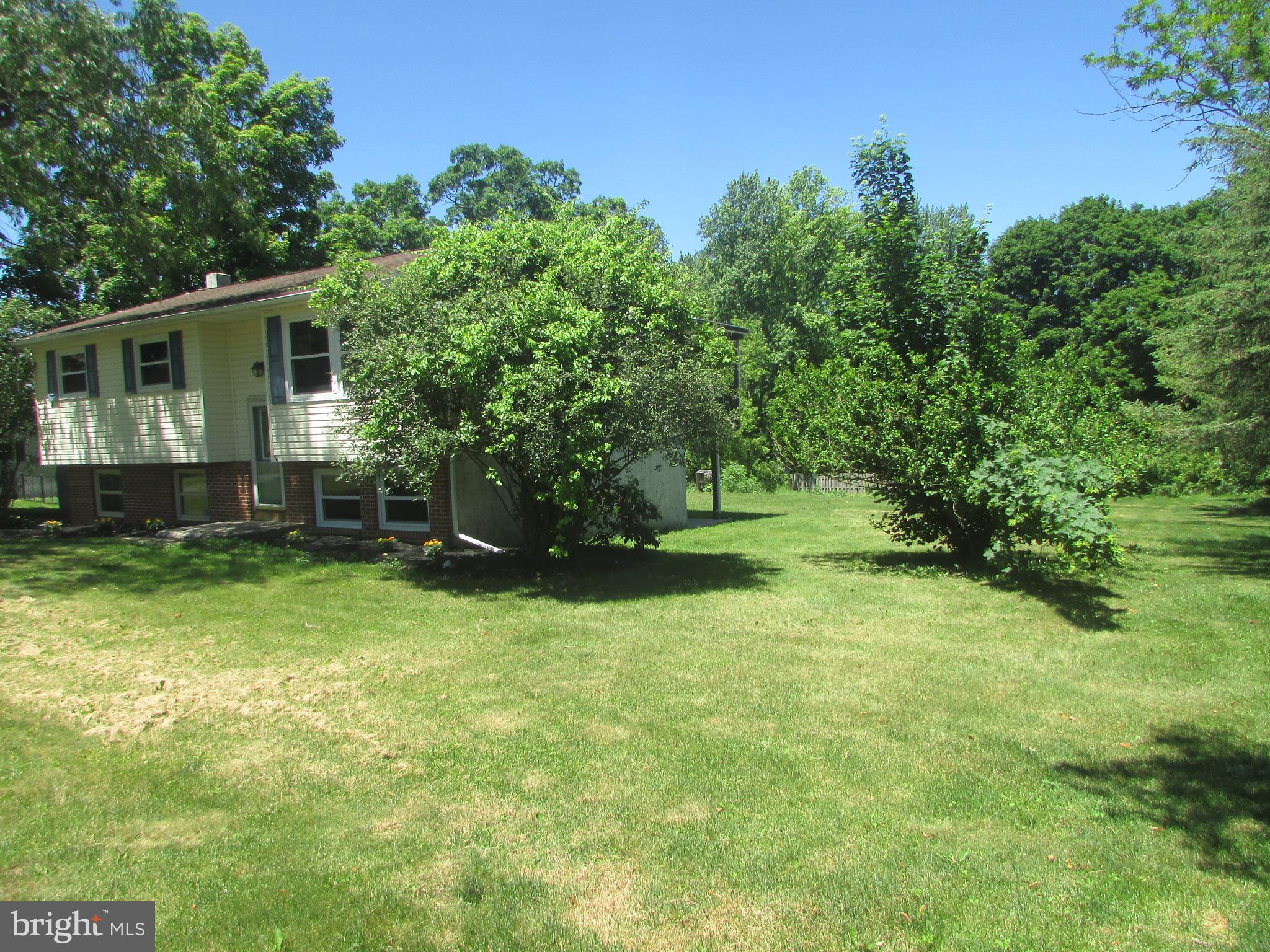 FAIRBROOK - Residential
