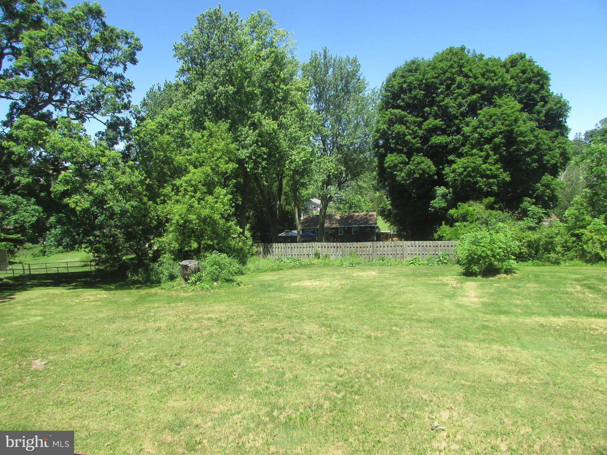 FAIRBROOK - Residential