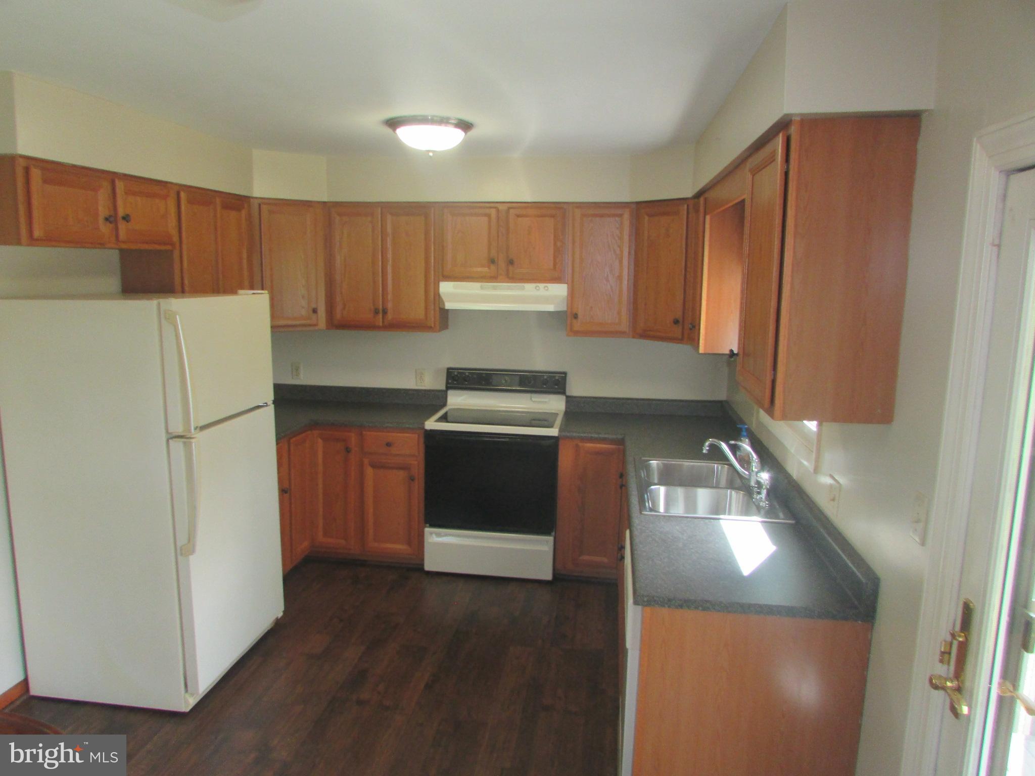 FAIRBROOK - Residential