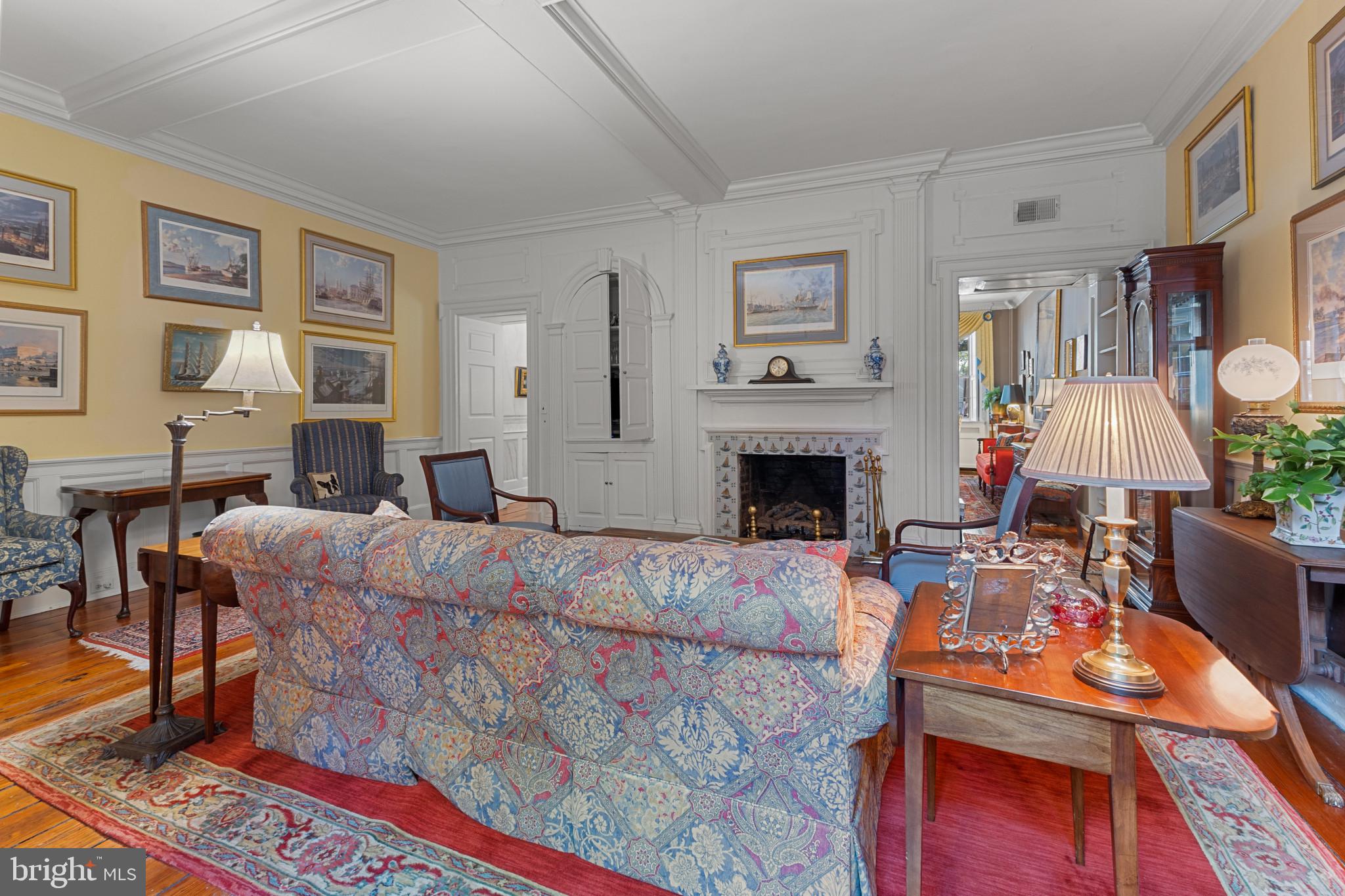 OLD TOWN ALEXANDRIA - Residential