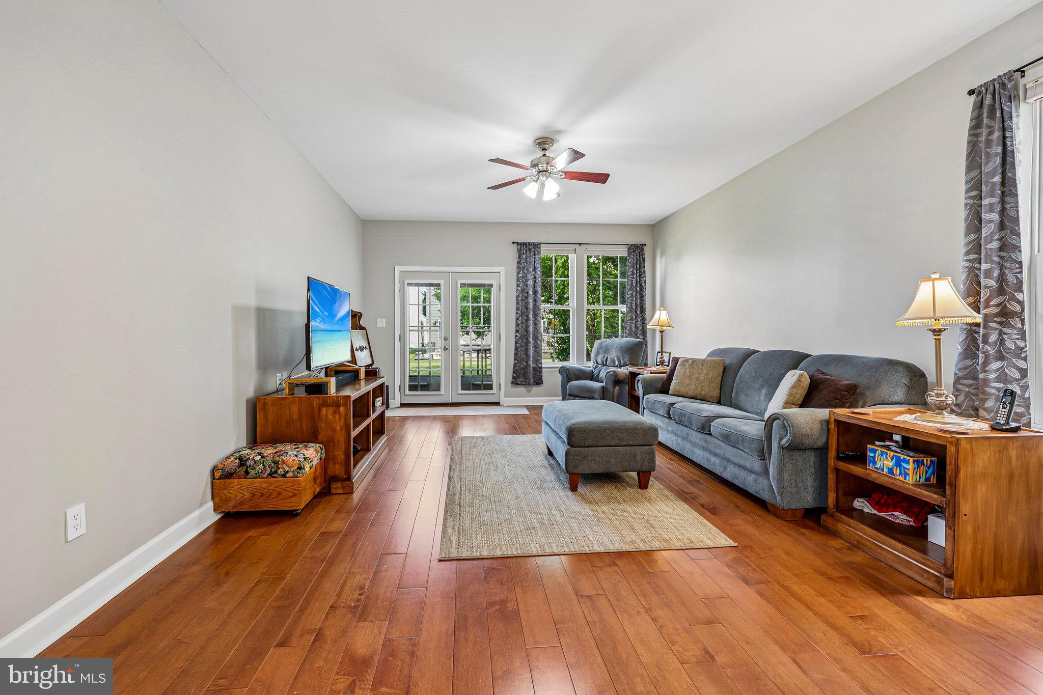 INDEPENDENCE - Residential