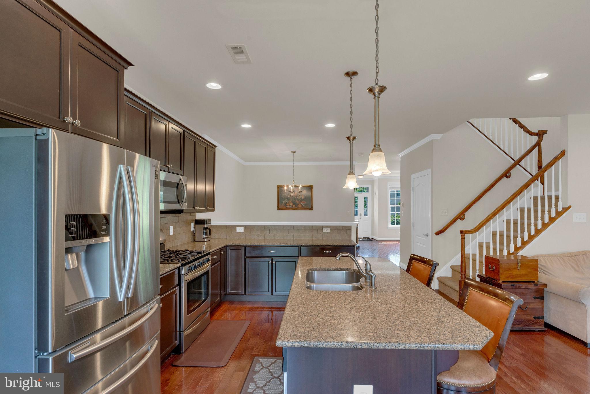 TH AT HERITAGE CNTR - Residential