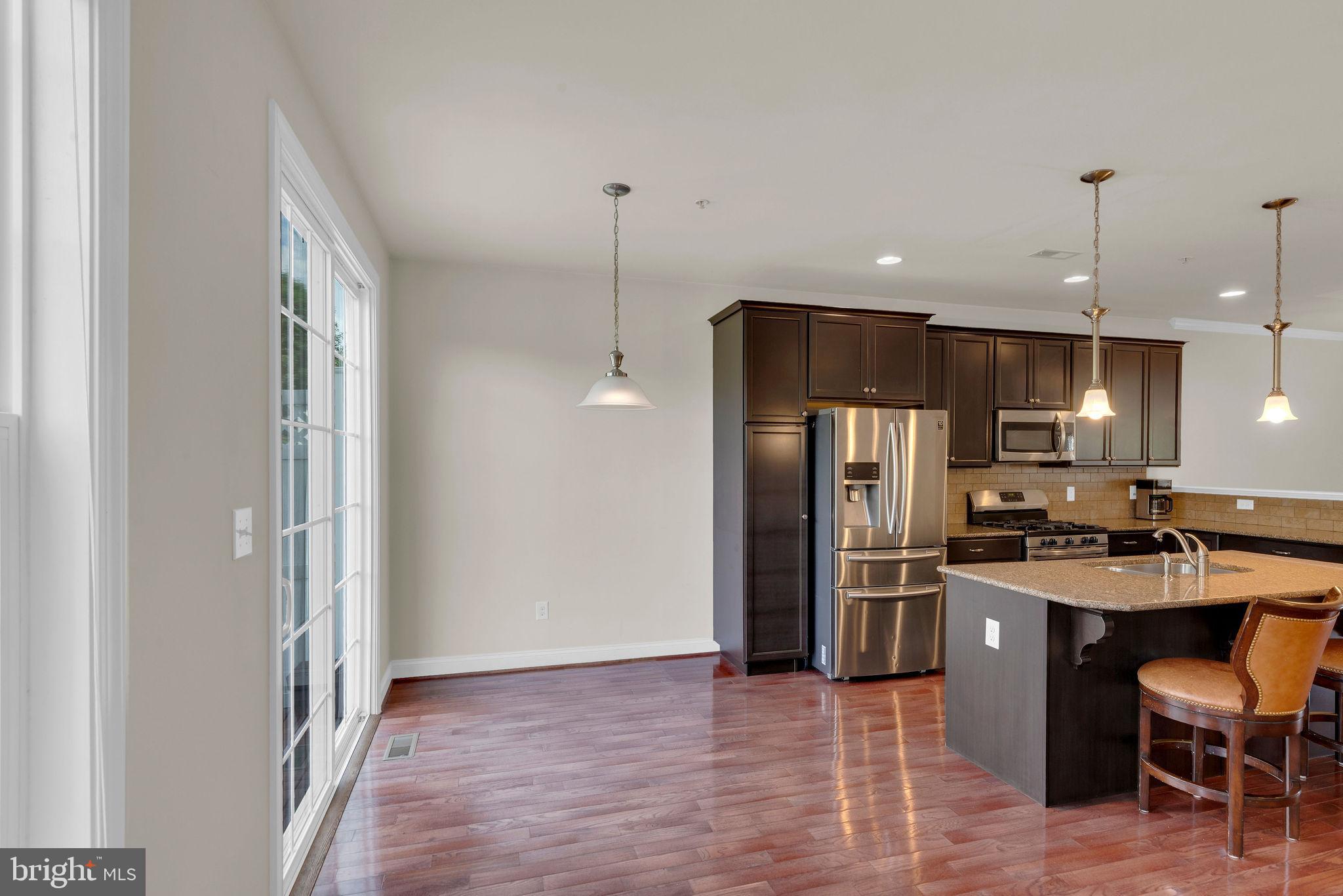 TH AT HERITAGE CNTR - Residential