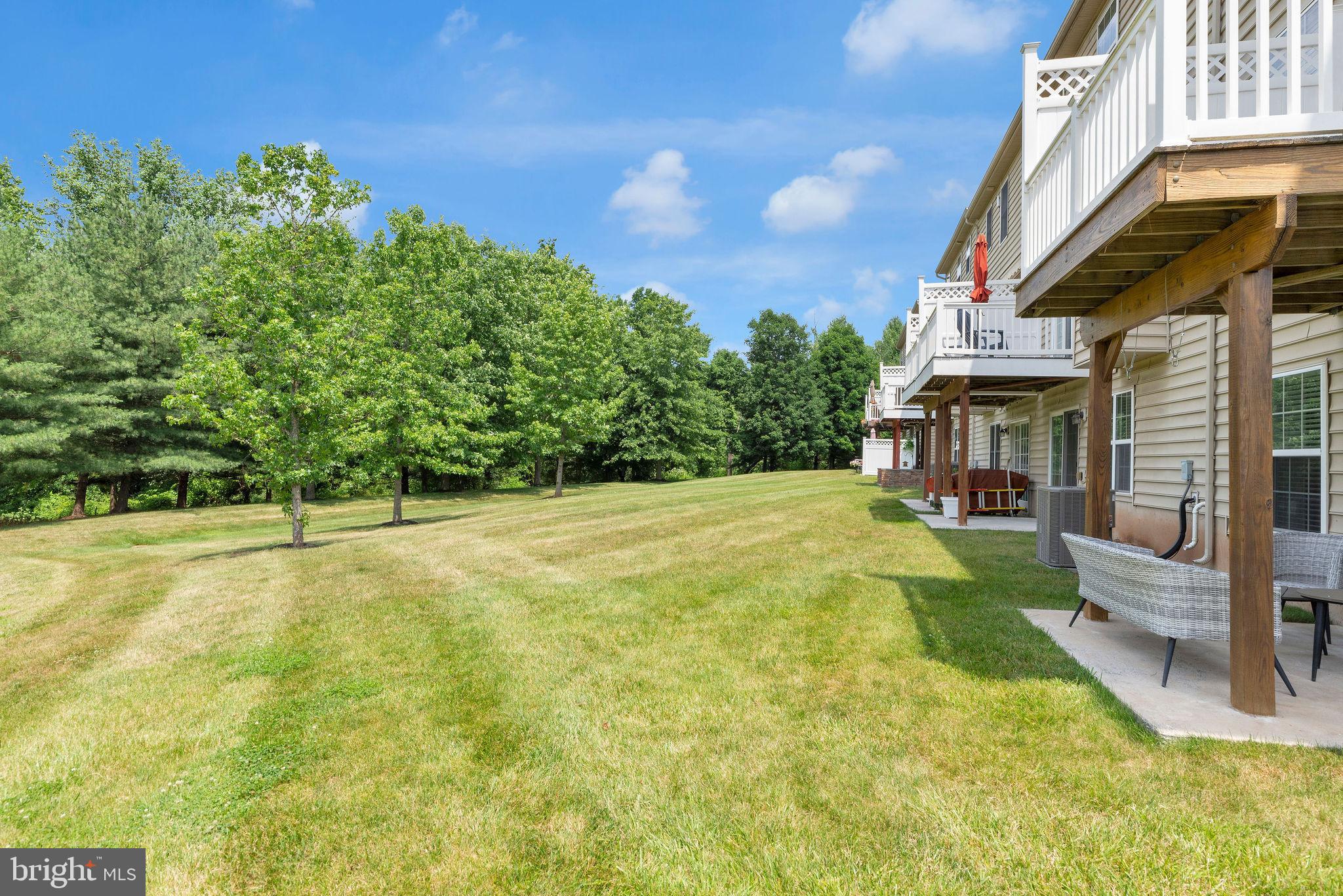 TH AT HERITAGE CNTR - Residential