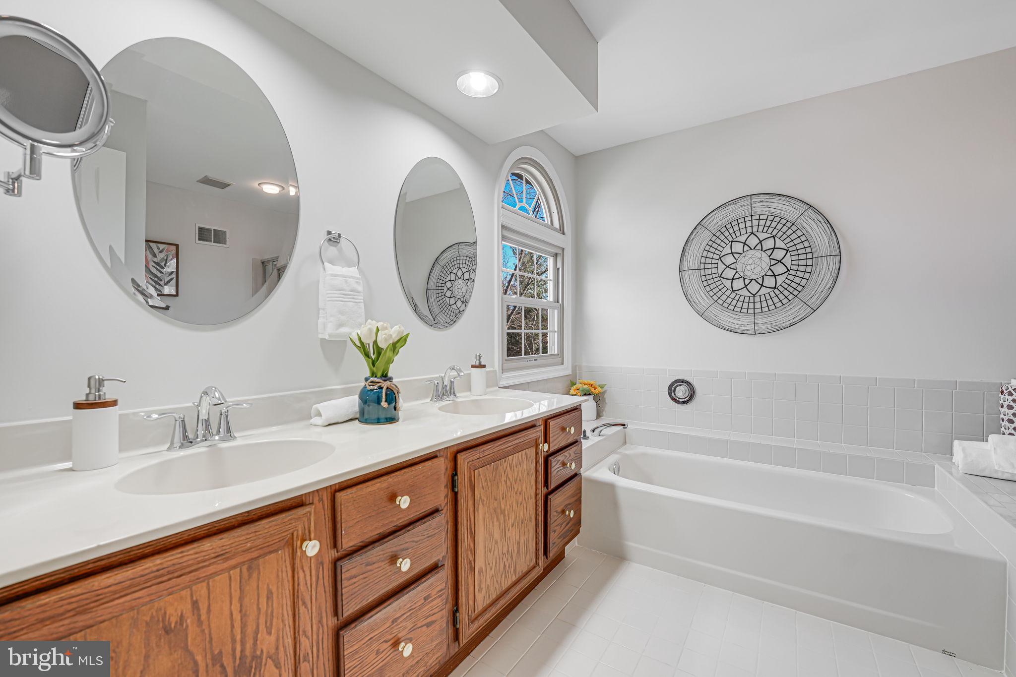 OLD BRIDGE ESTATES - Residential