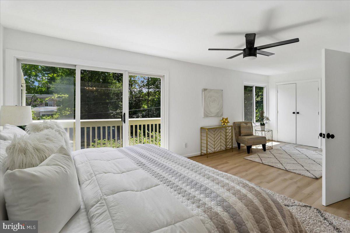 POOKS HILL - Residential