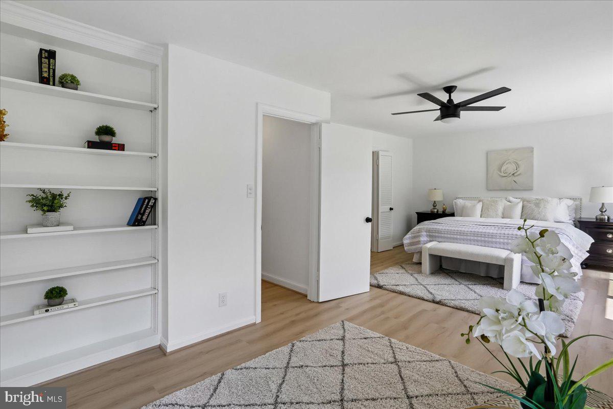 POOKS HILL - Residential