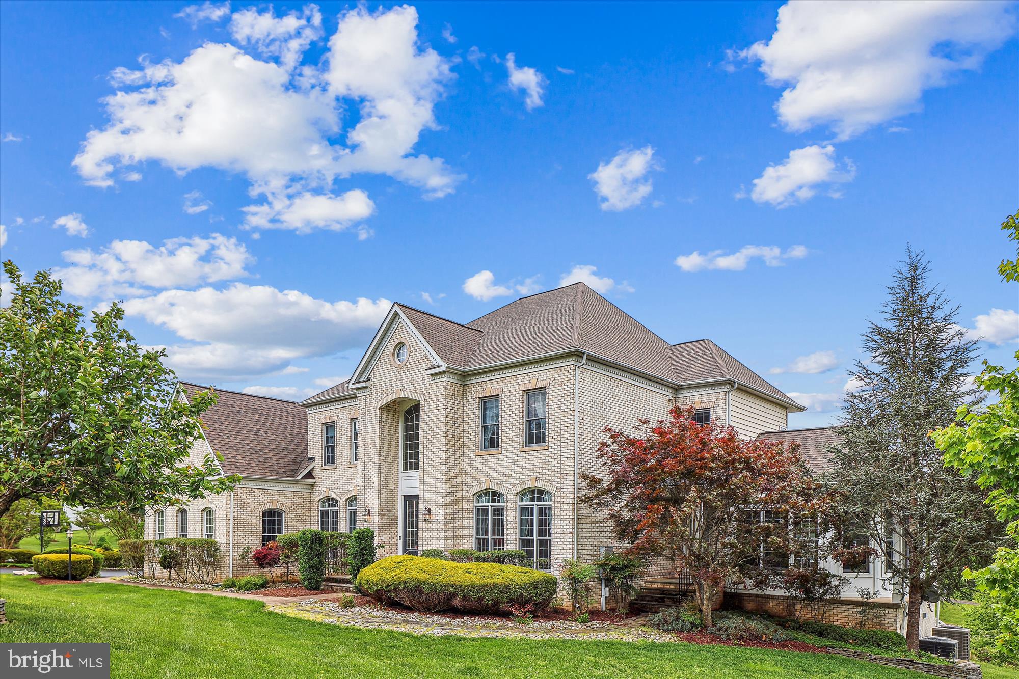 WILLOW RIDGE - Residential