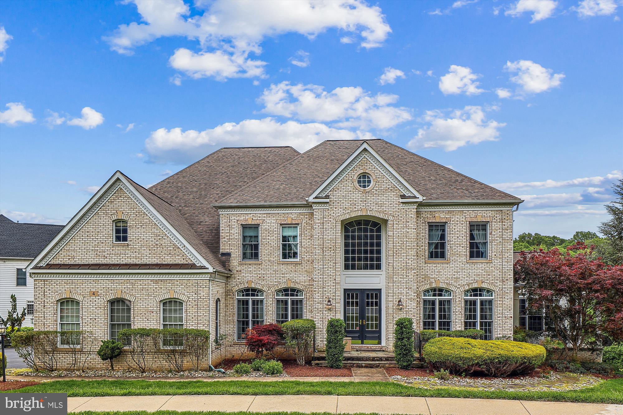 WILLOW RIDGE - Residential