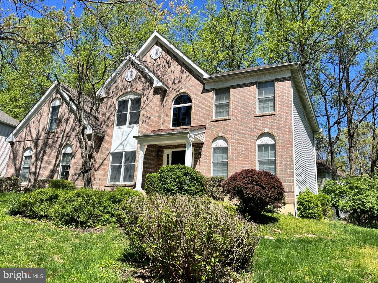 WILLIAMSBURG - Residential