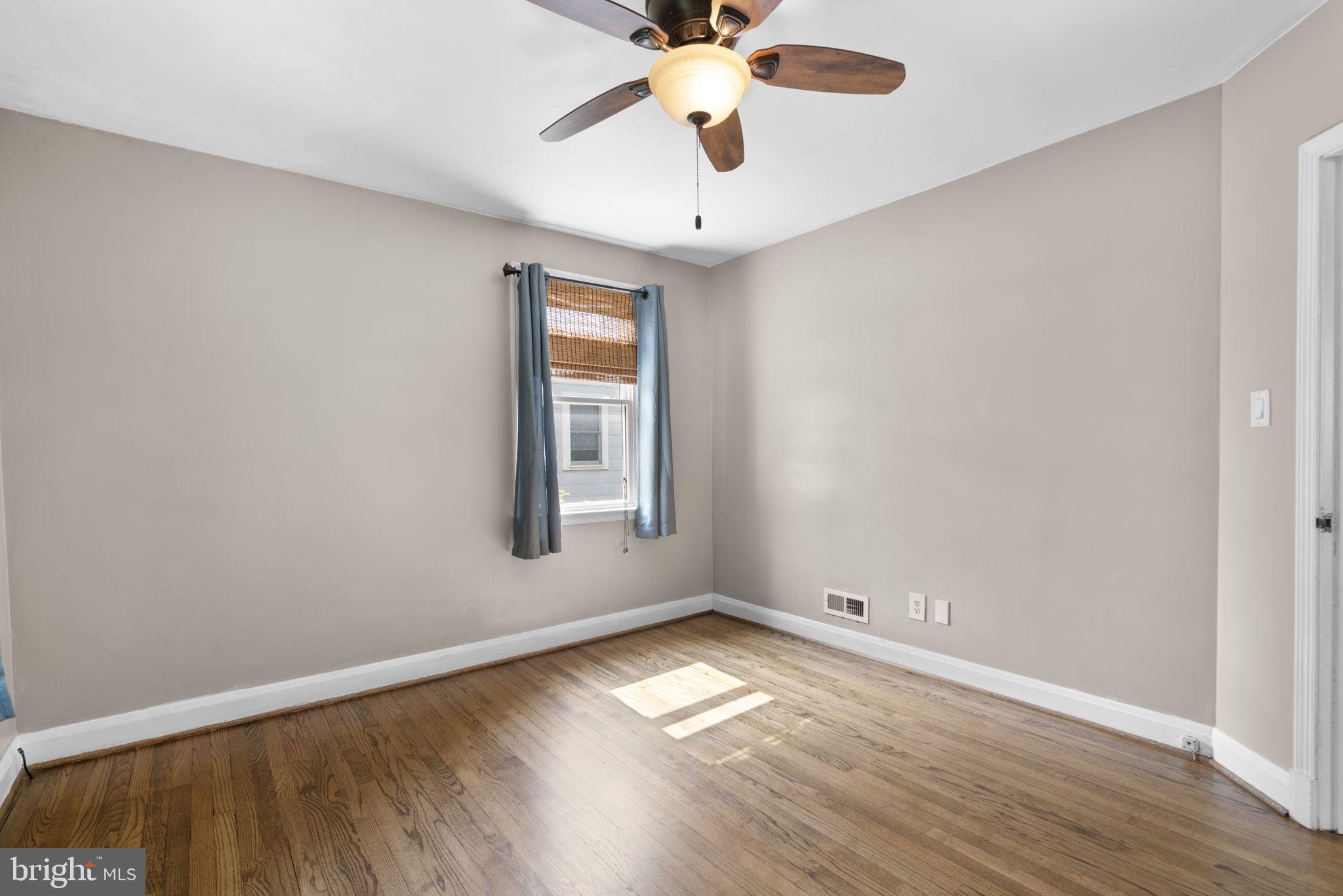CATONSVILLE HEIGHTS - Residential