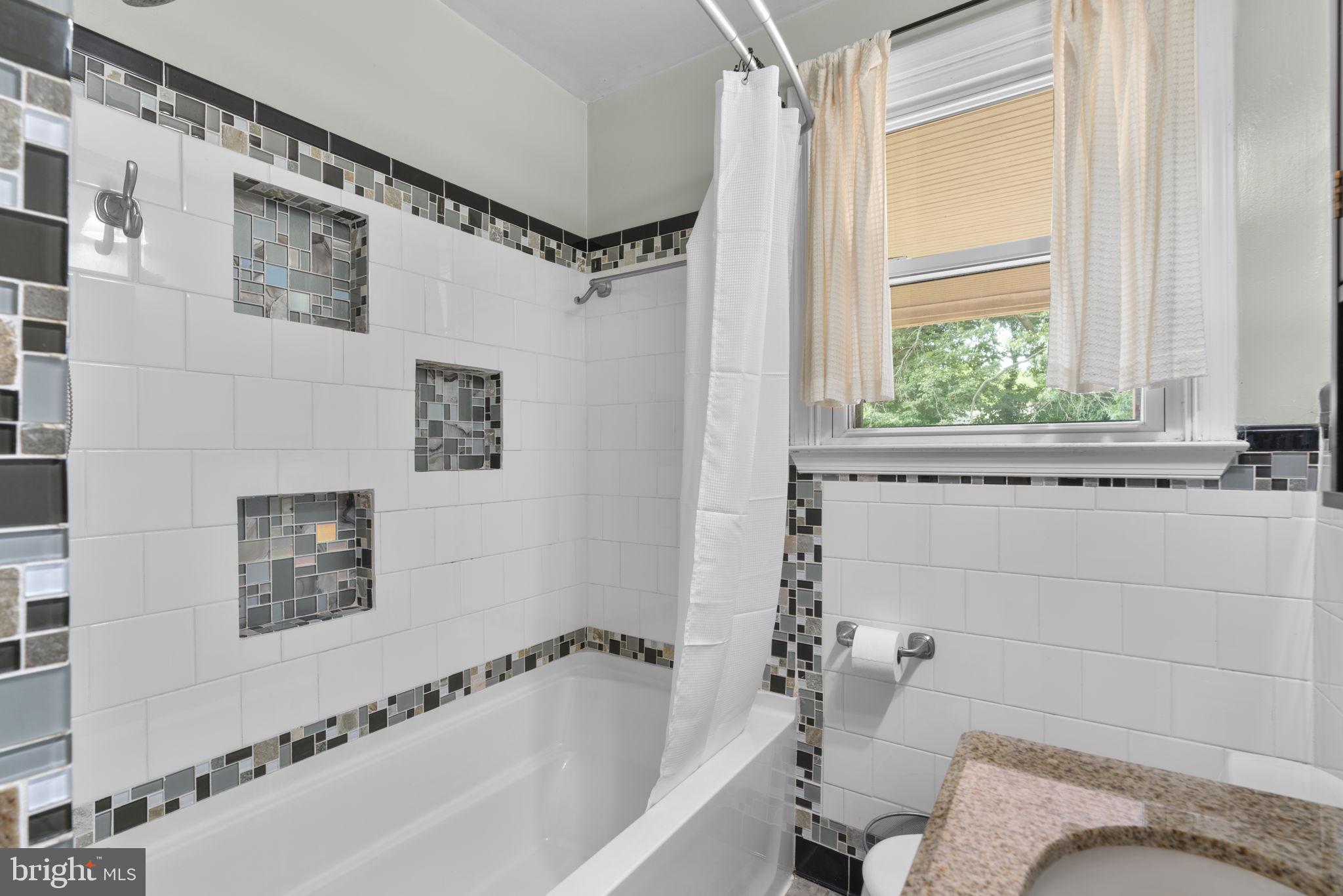 CATONSVILLE HEIGHTS - Residential