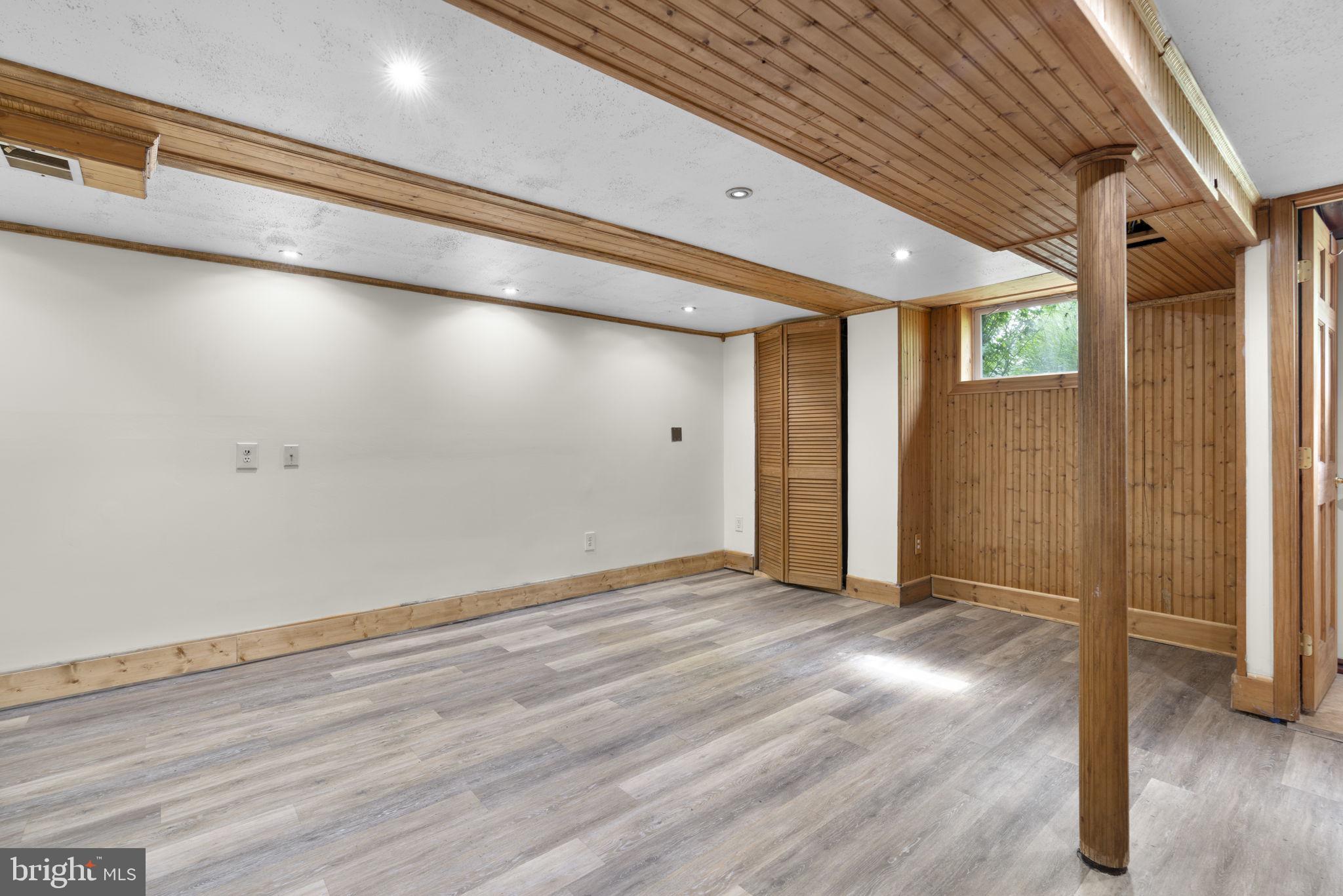CATONSVILLE HEIGHTS - Residential