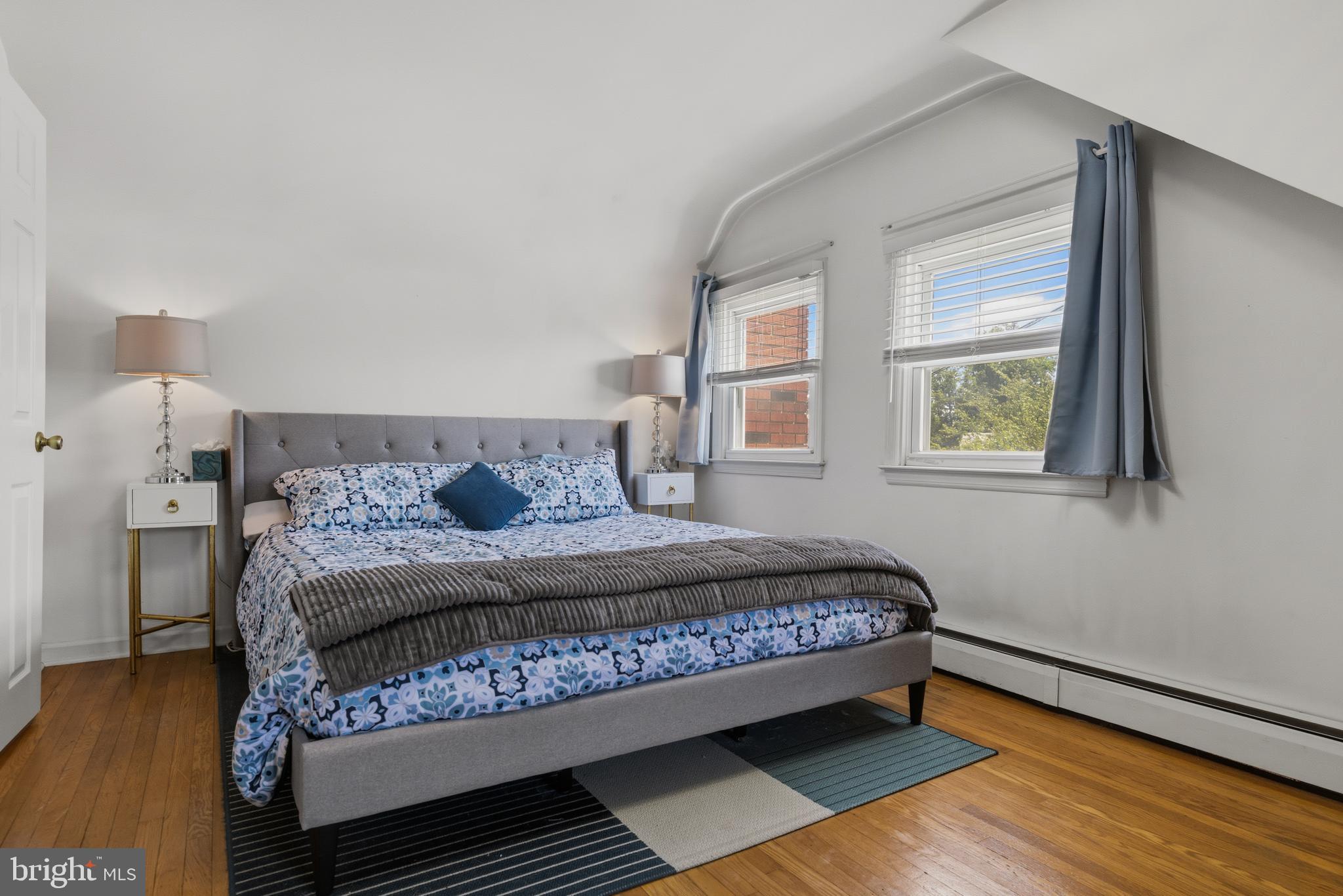 GLENSIDE - Residential