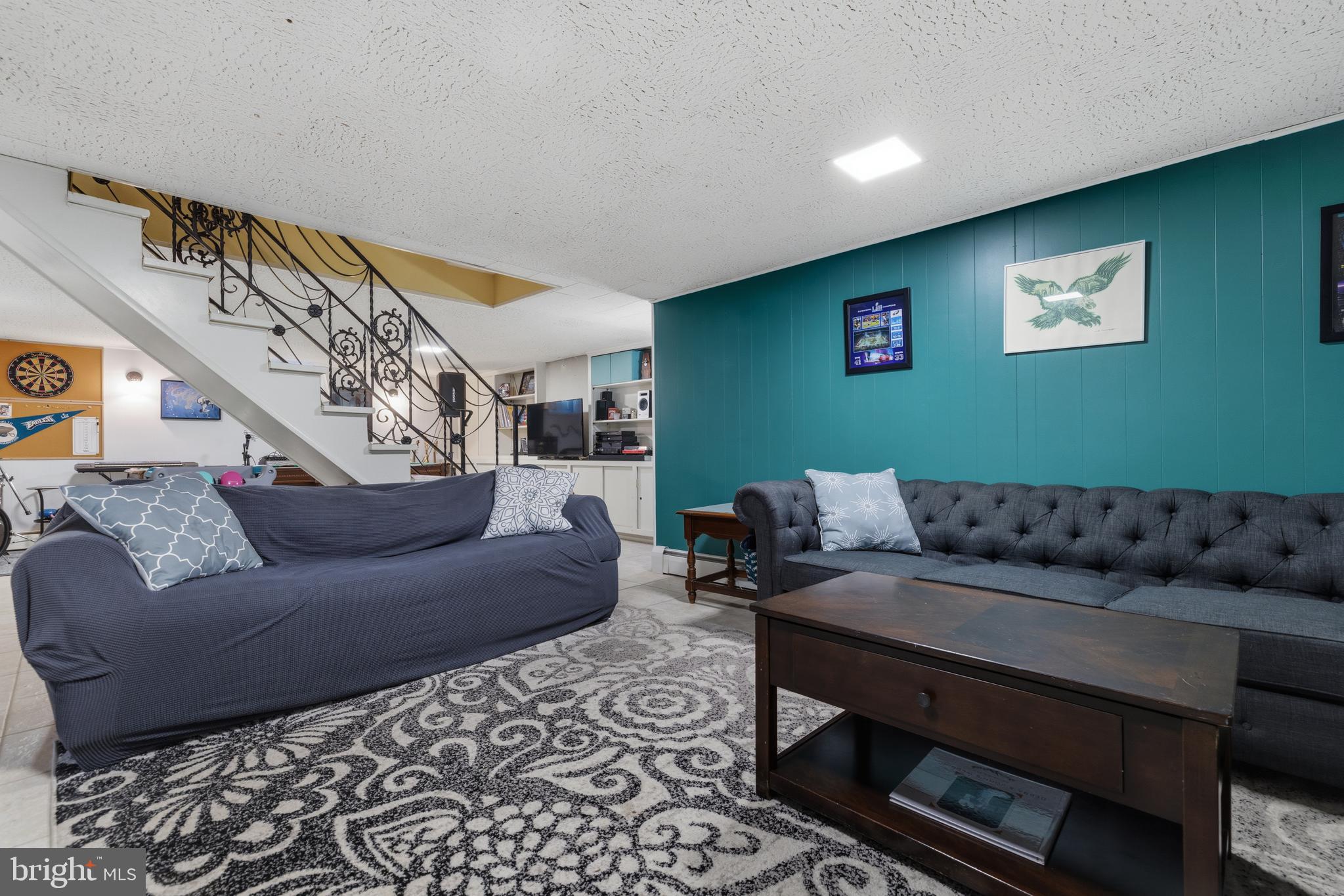 GLENSIDE - Residential
