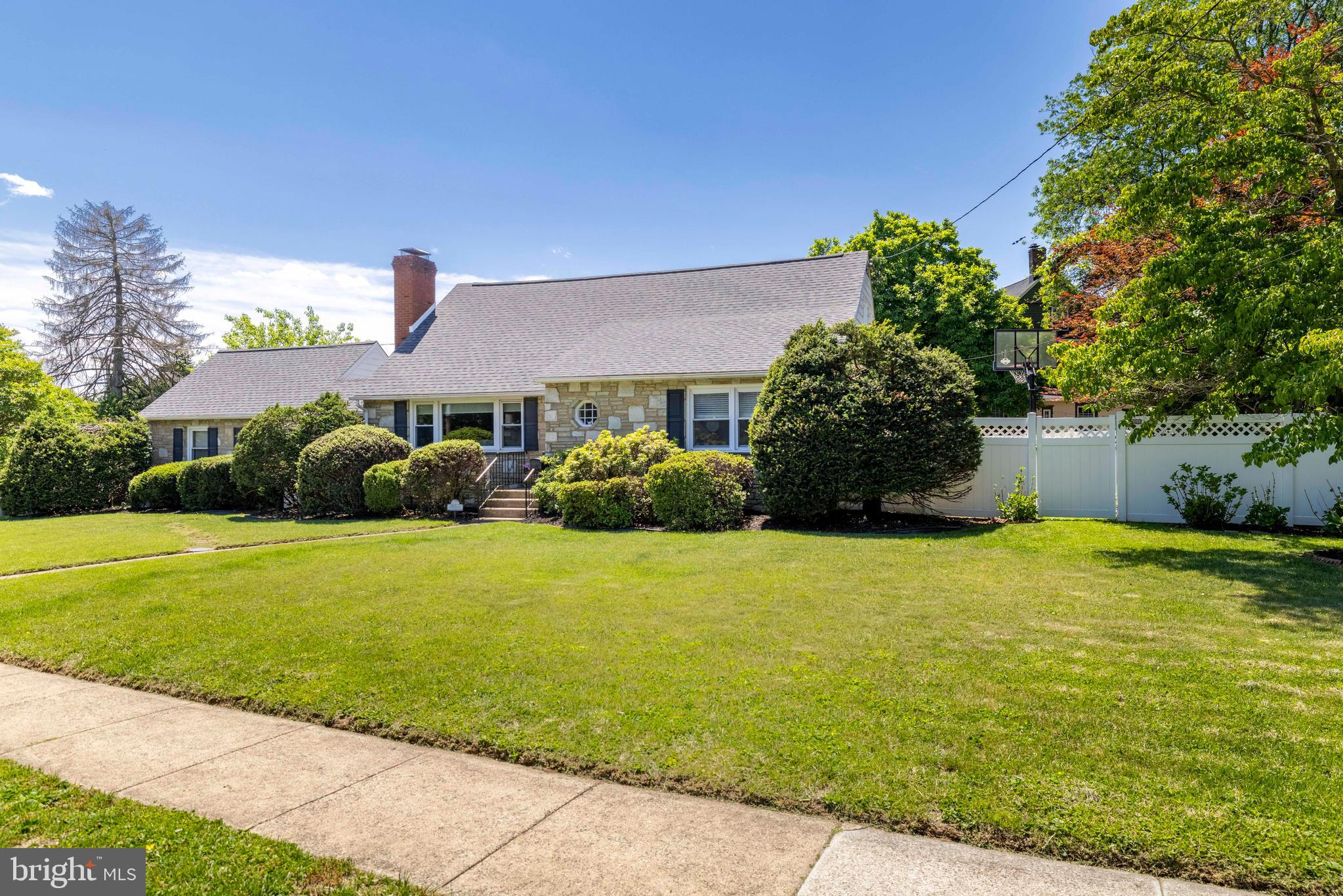 GLENSIDE - Residential