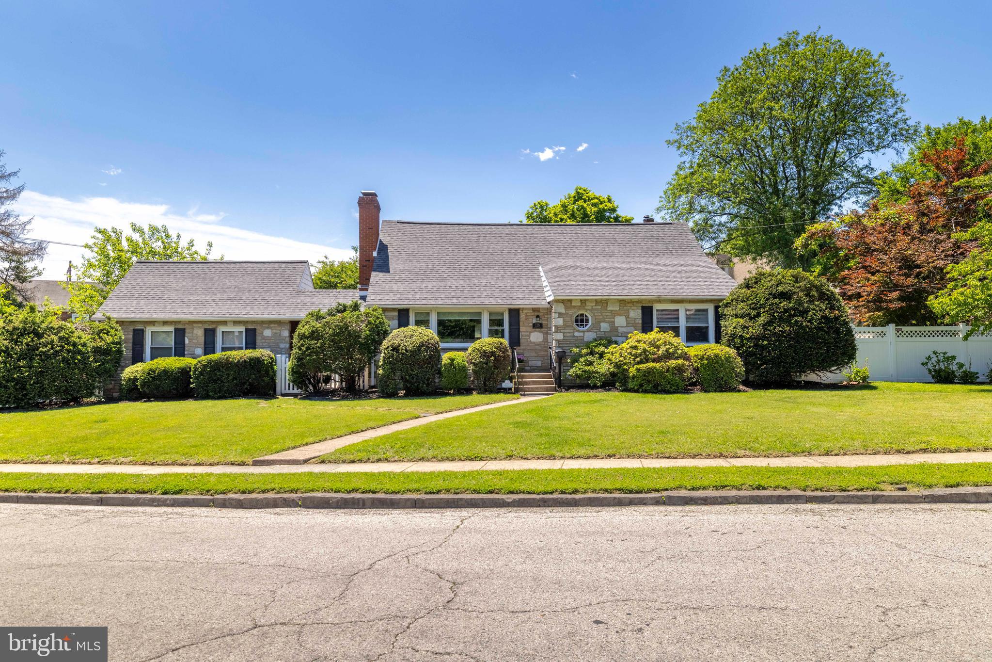 GLENSIDE - Residential