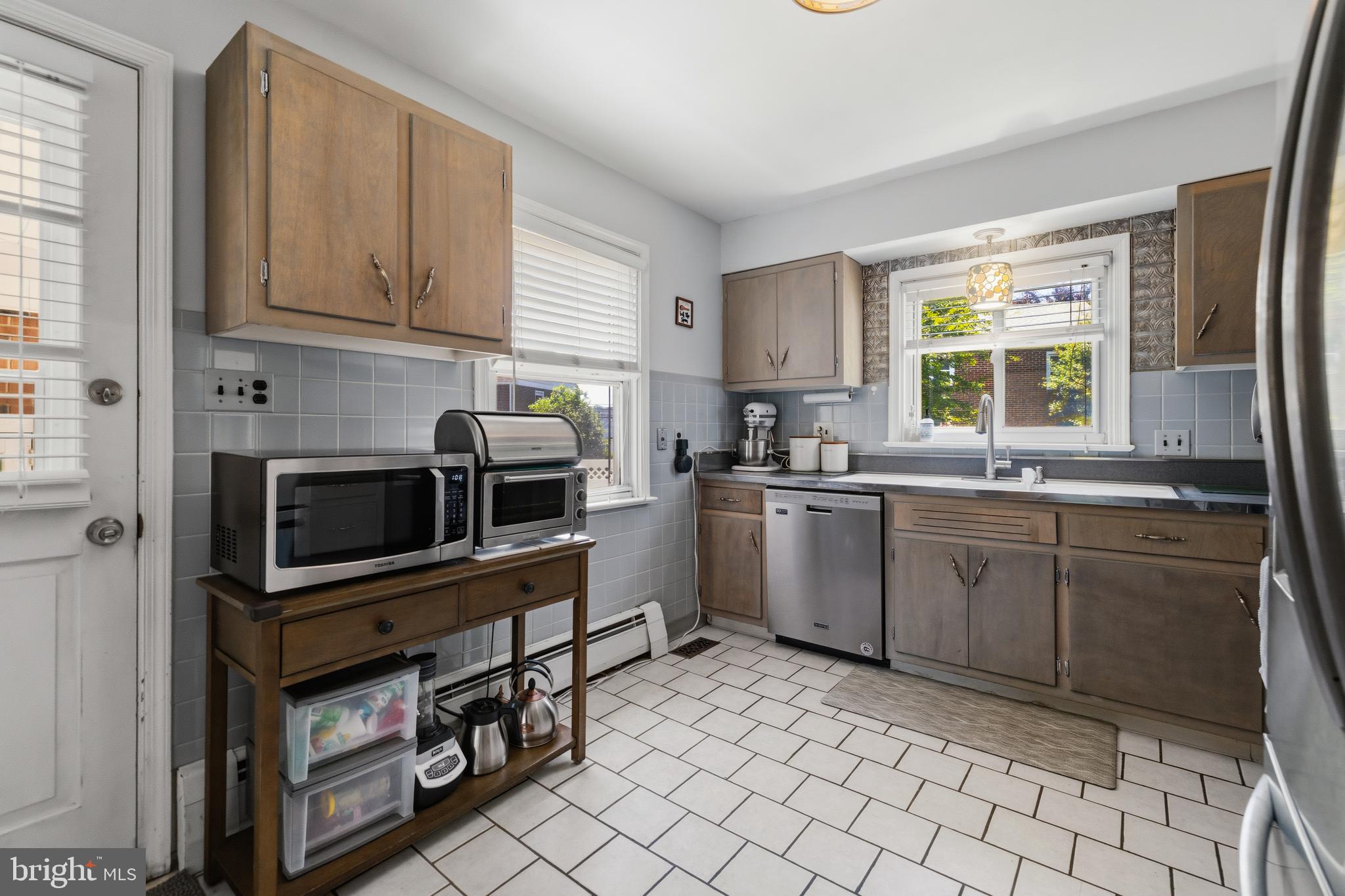 GLENSIDE - Residential