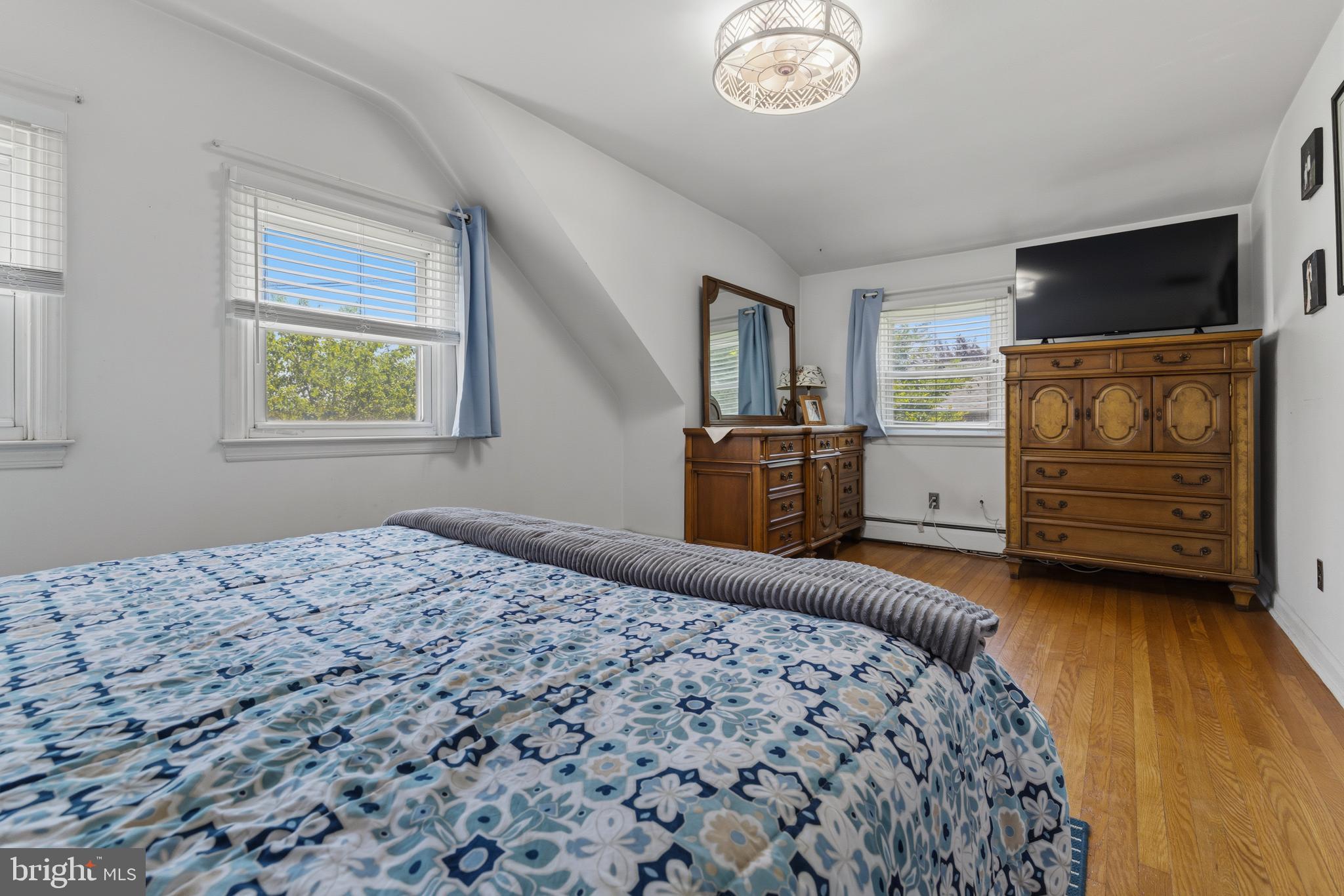 GLENSIDE - Residential
