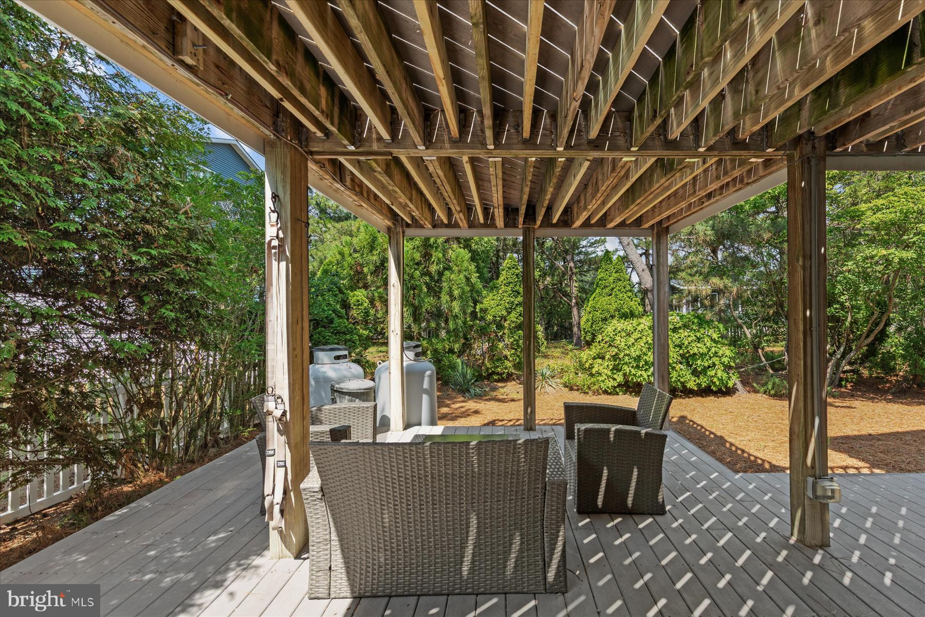 MIDDLESEX BEACH - Residential