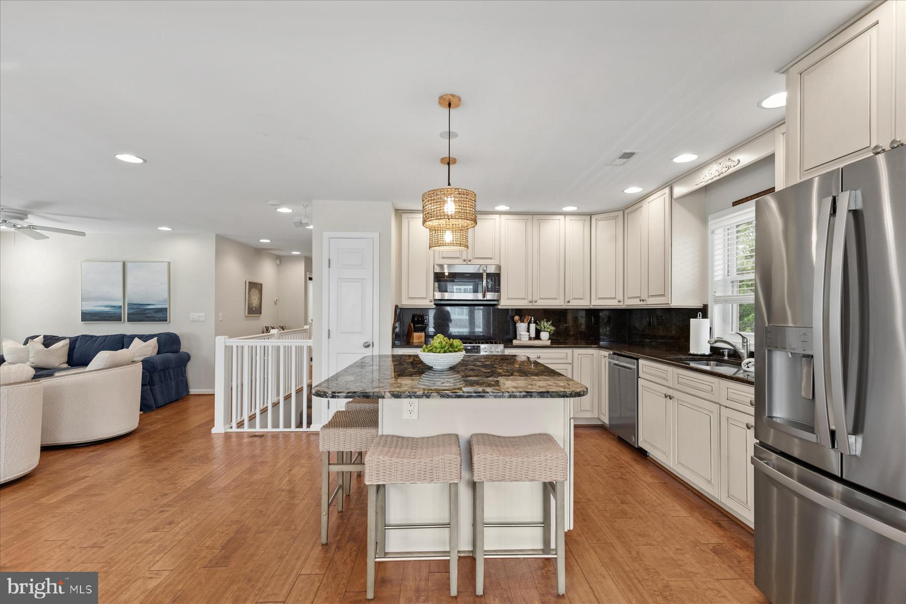 MIDDLESEX BEACH - Residential