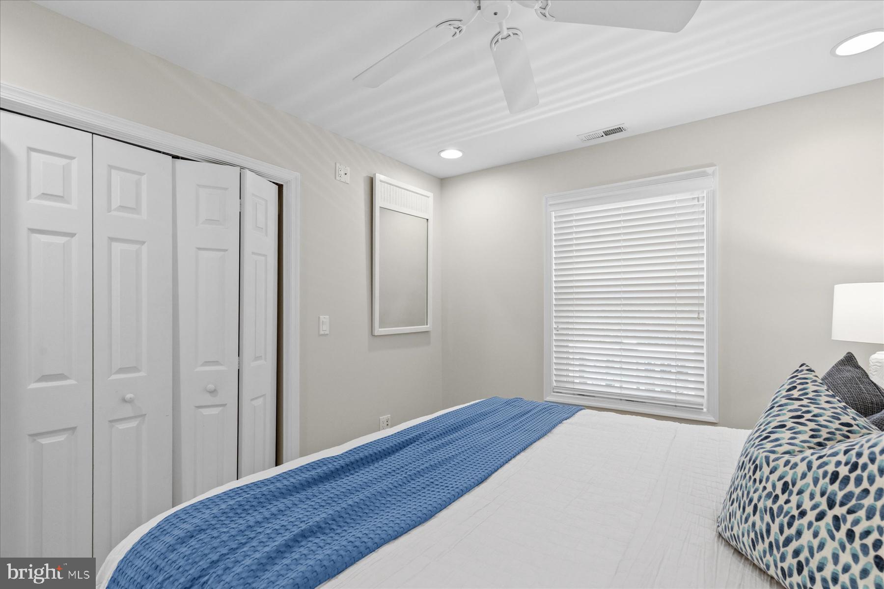 MIDDLESEX BEACH - Residential