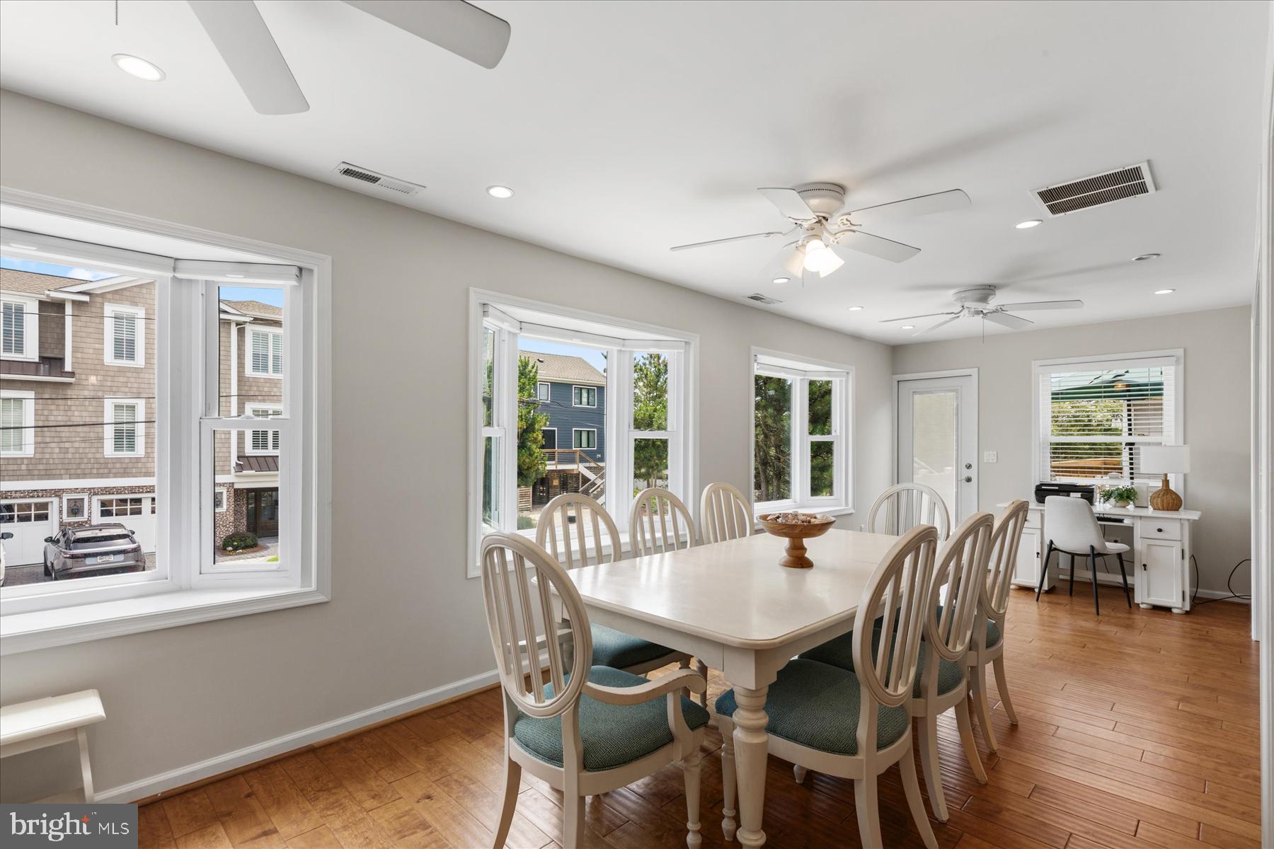 MIDDLESEX BEACH - Residential