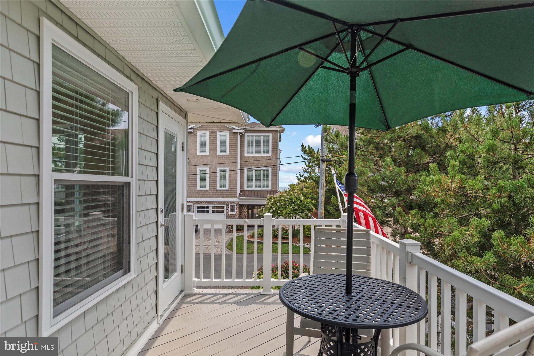 MIDDLESEX BEACH - Residential