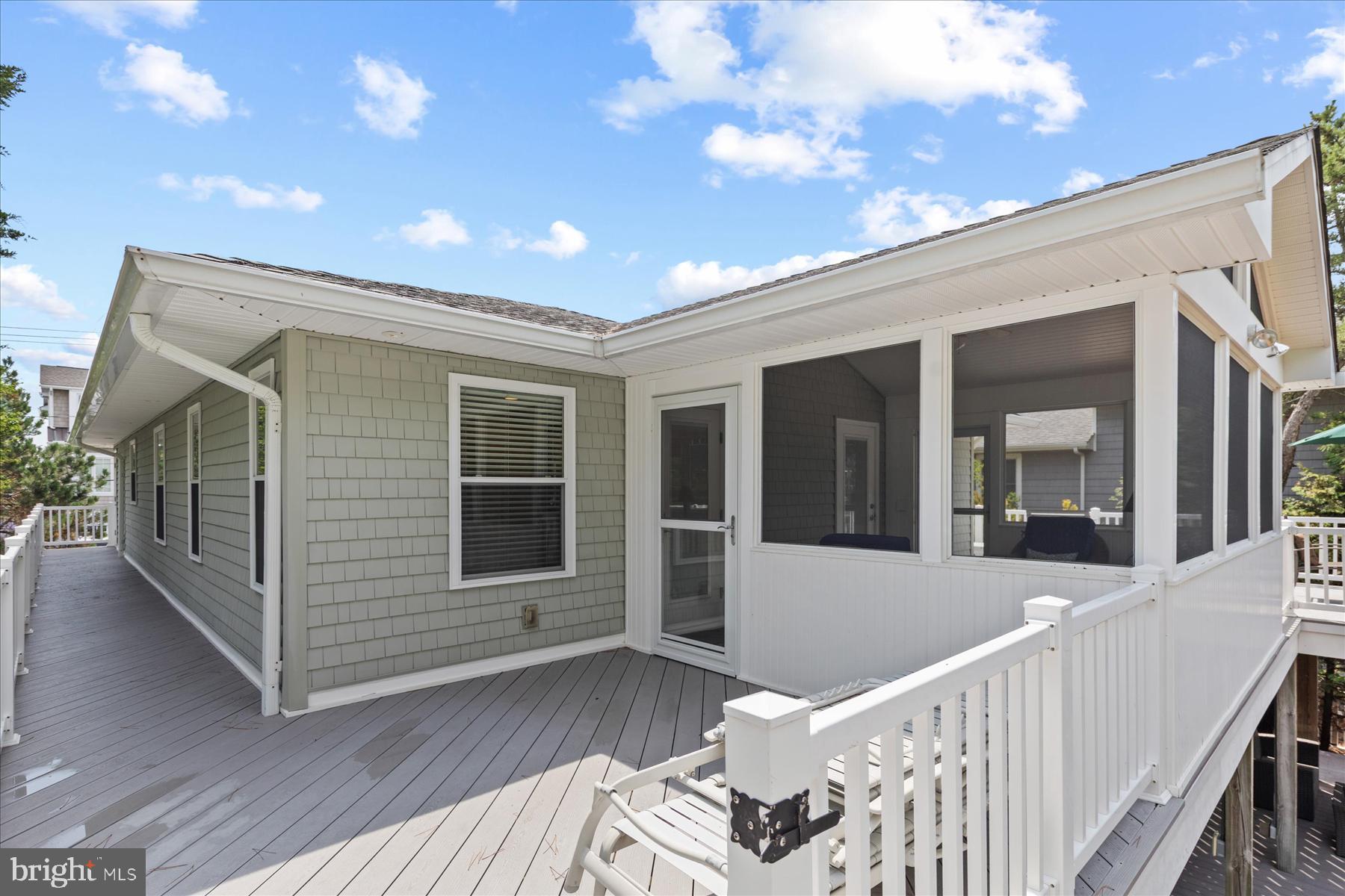 MIDDLESEX BEACH - Residential