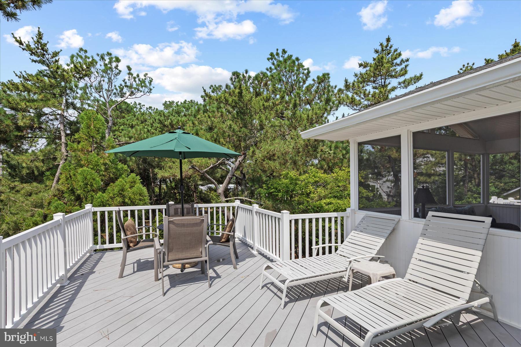 MIDDLESEX BEACH - Residential