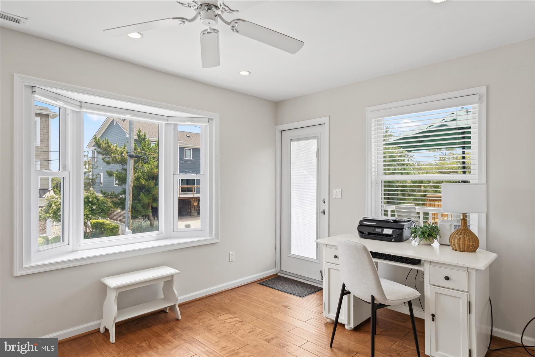 MIDDLESEX BEACH - Residential