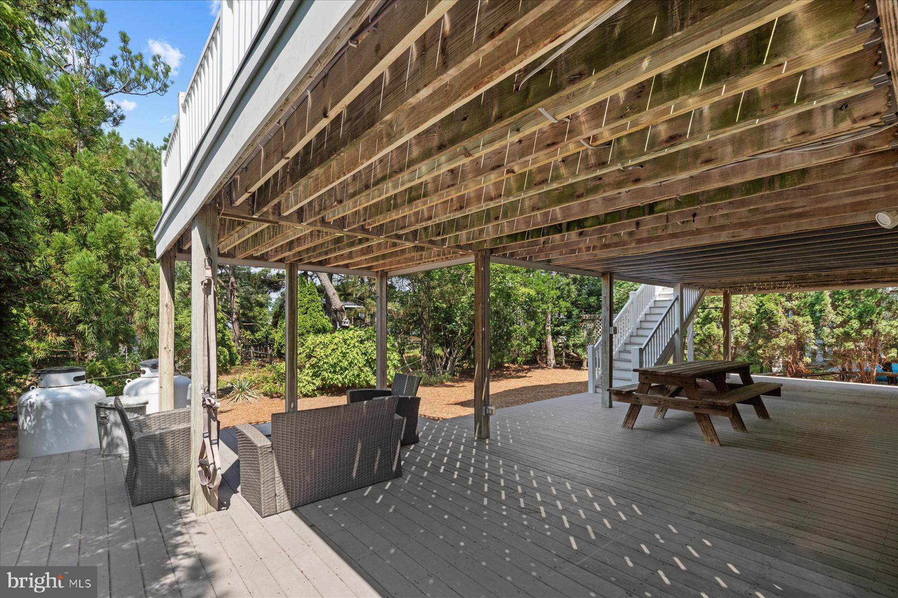 MIDDLESEX BEACH - Residential