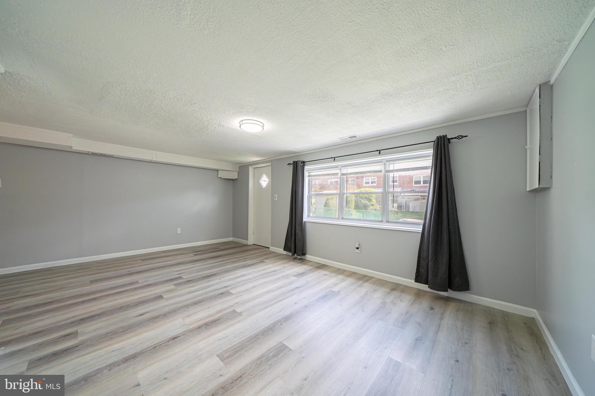PARKWOOD - Residential
