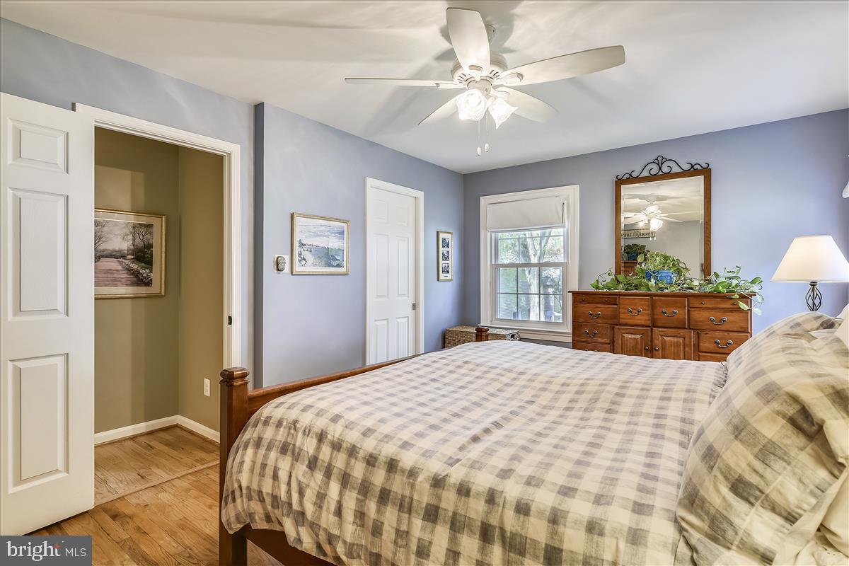 LAKE BRADDOCK - Residential