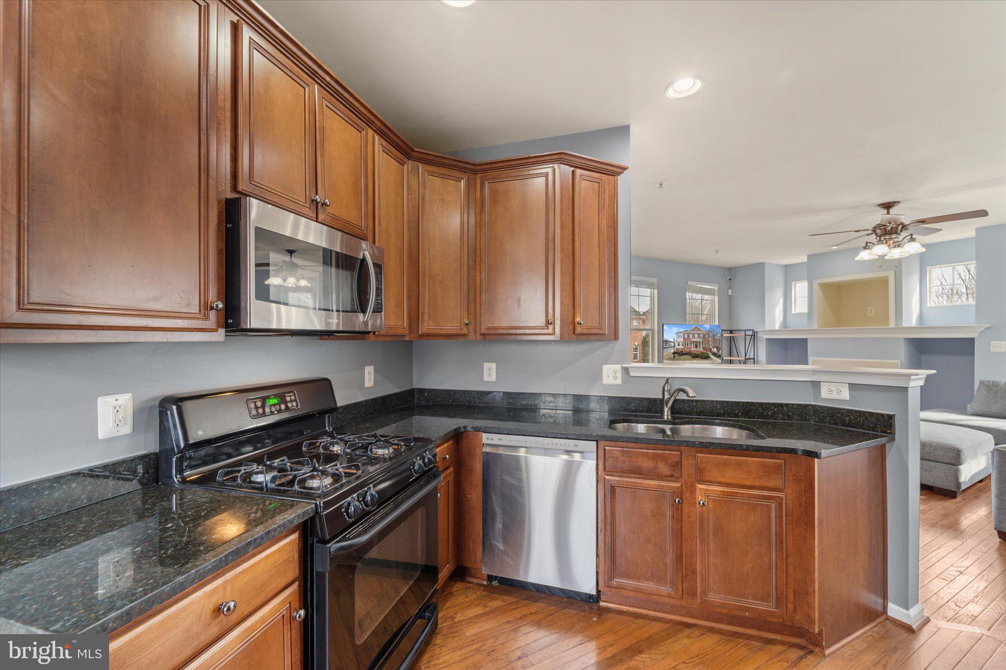 MEADOWS AT MORRIS FARM - Residential