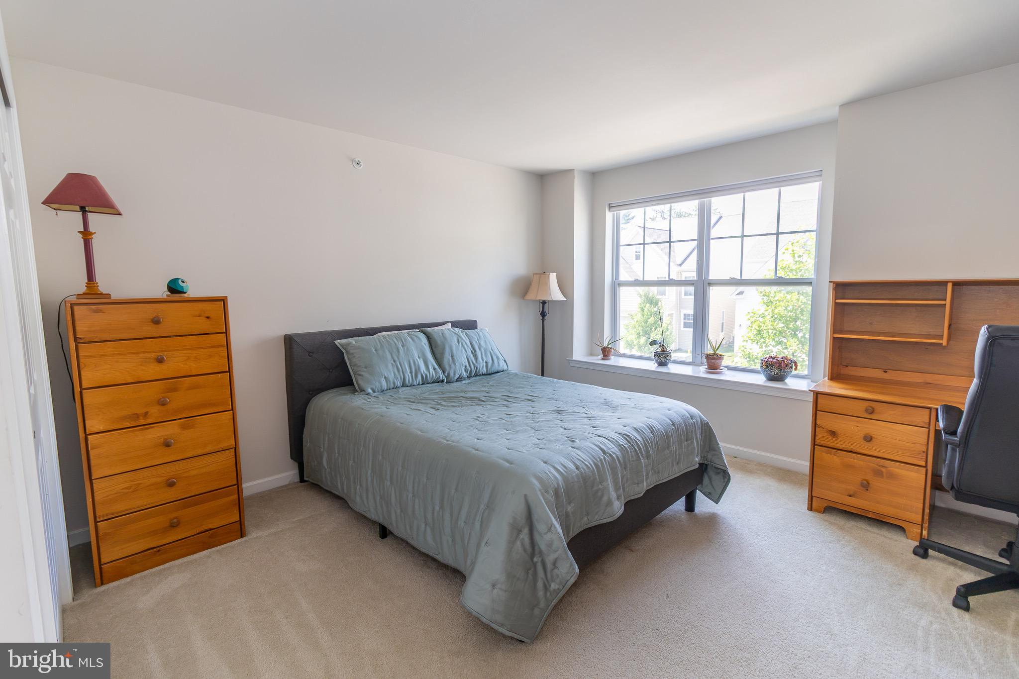 EAST VILLAGE - Residential
