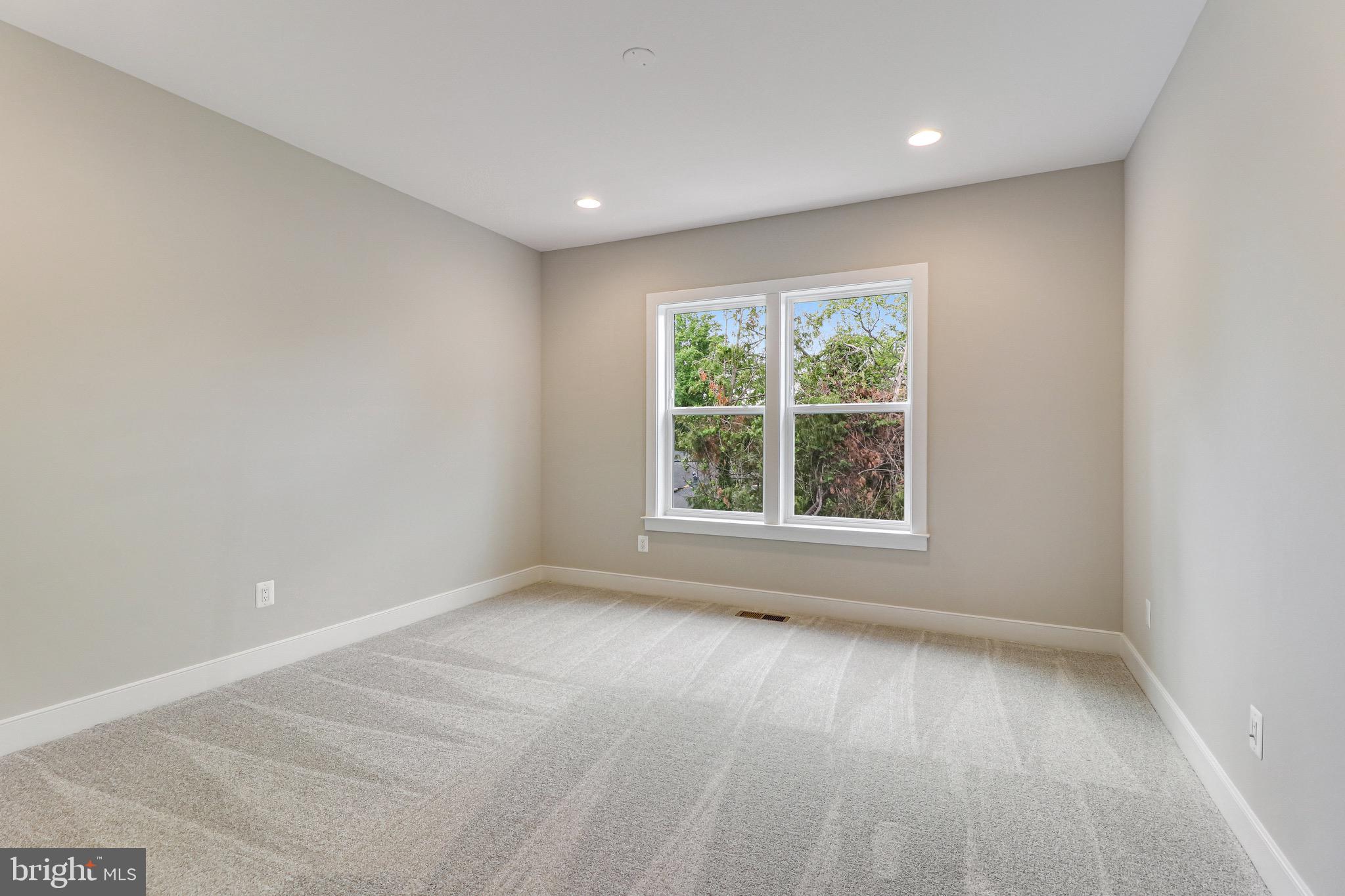 LITTLE VIENNA ESTATES - Residential