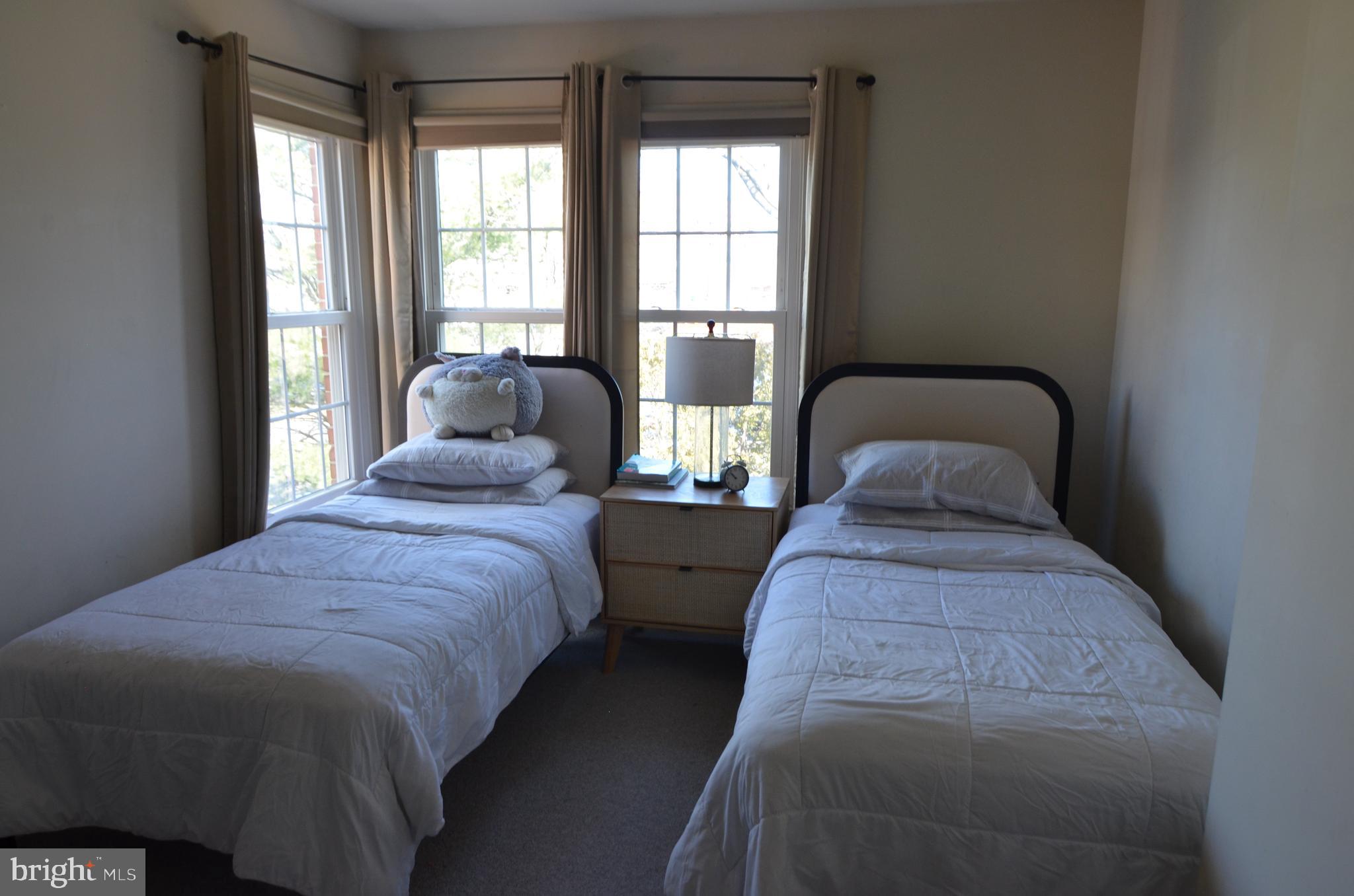 TYSONS TERRACE - Residential Lease