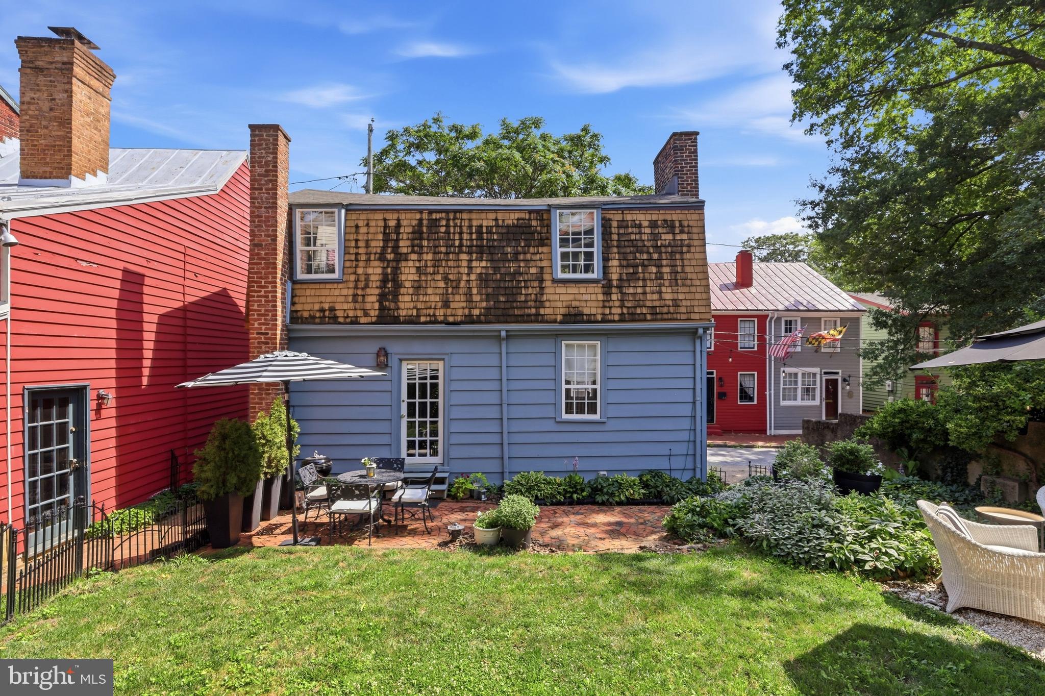 HISTORIC DISTRICT - Residential