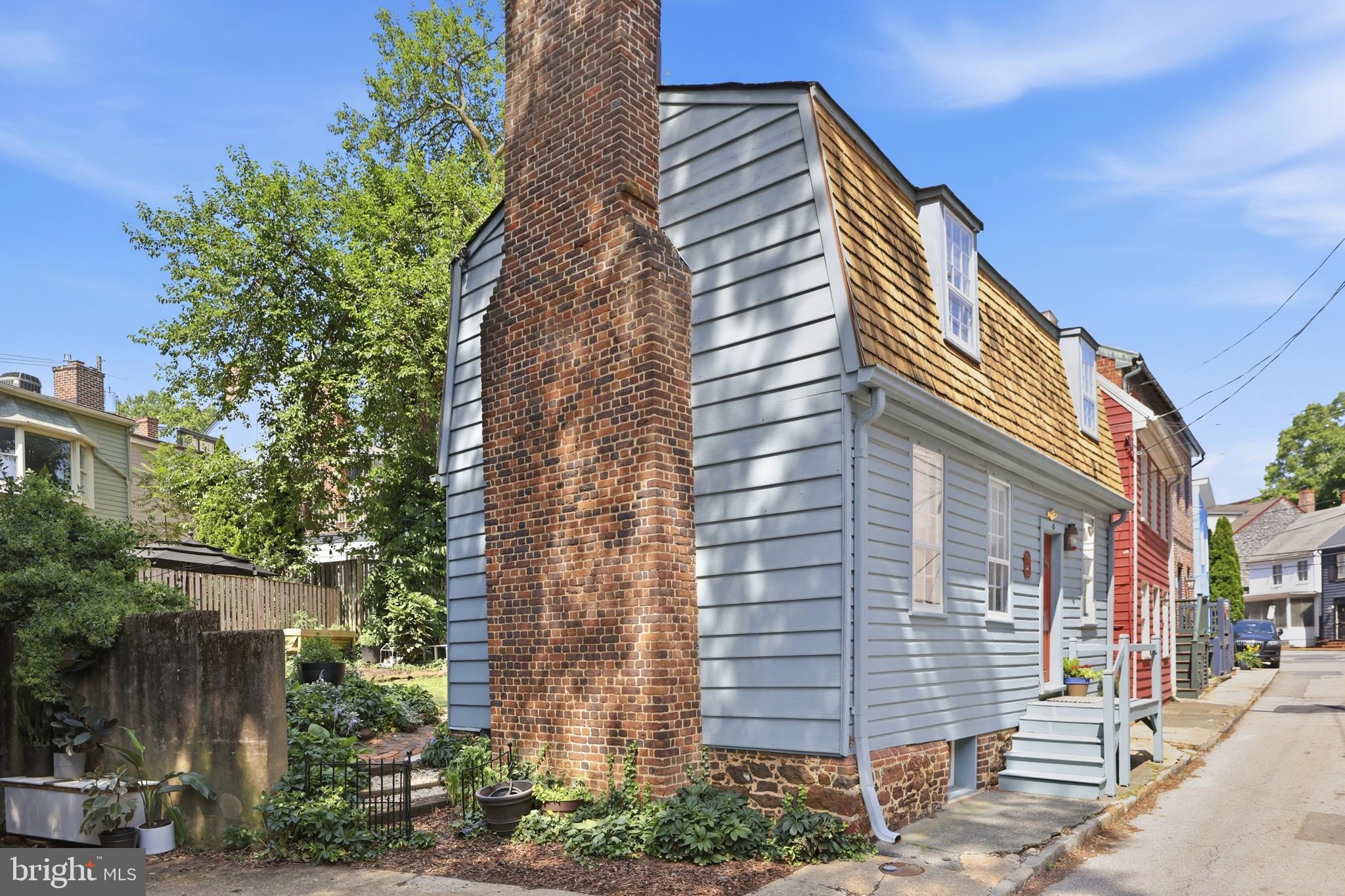 HISTORIC DISTRICT - Residential