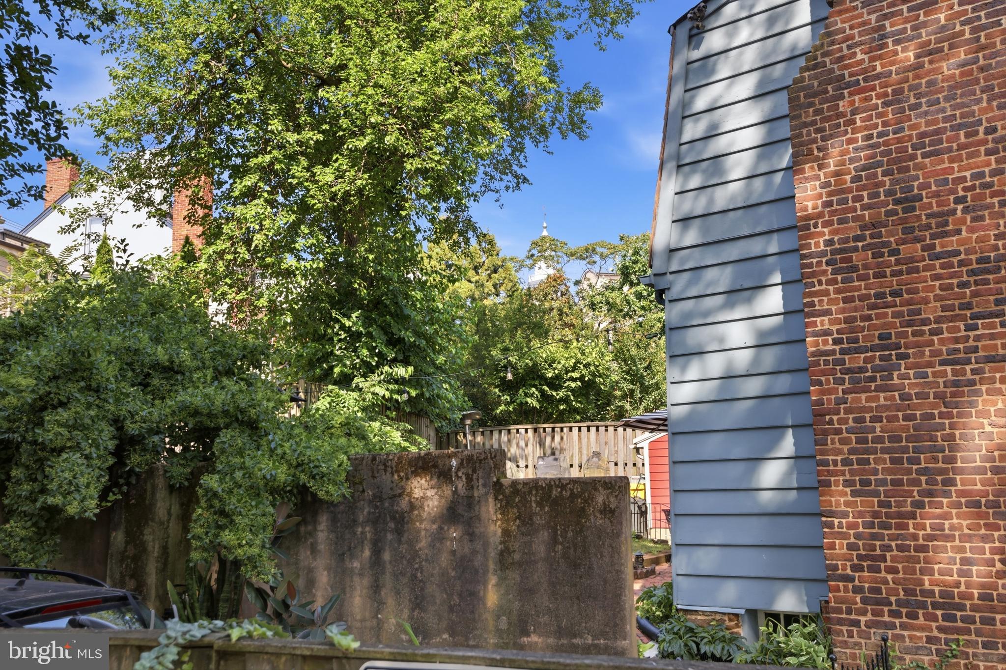 HISTORIC DISTRICT - Residential