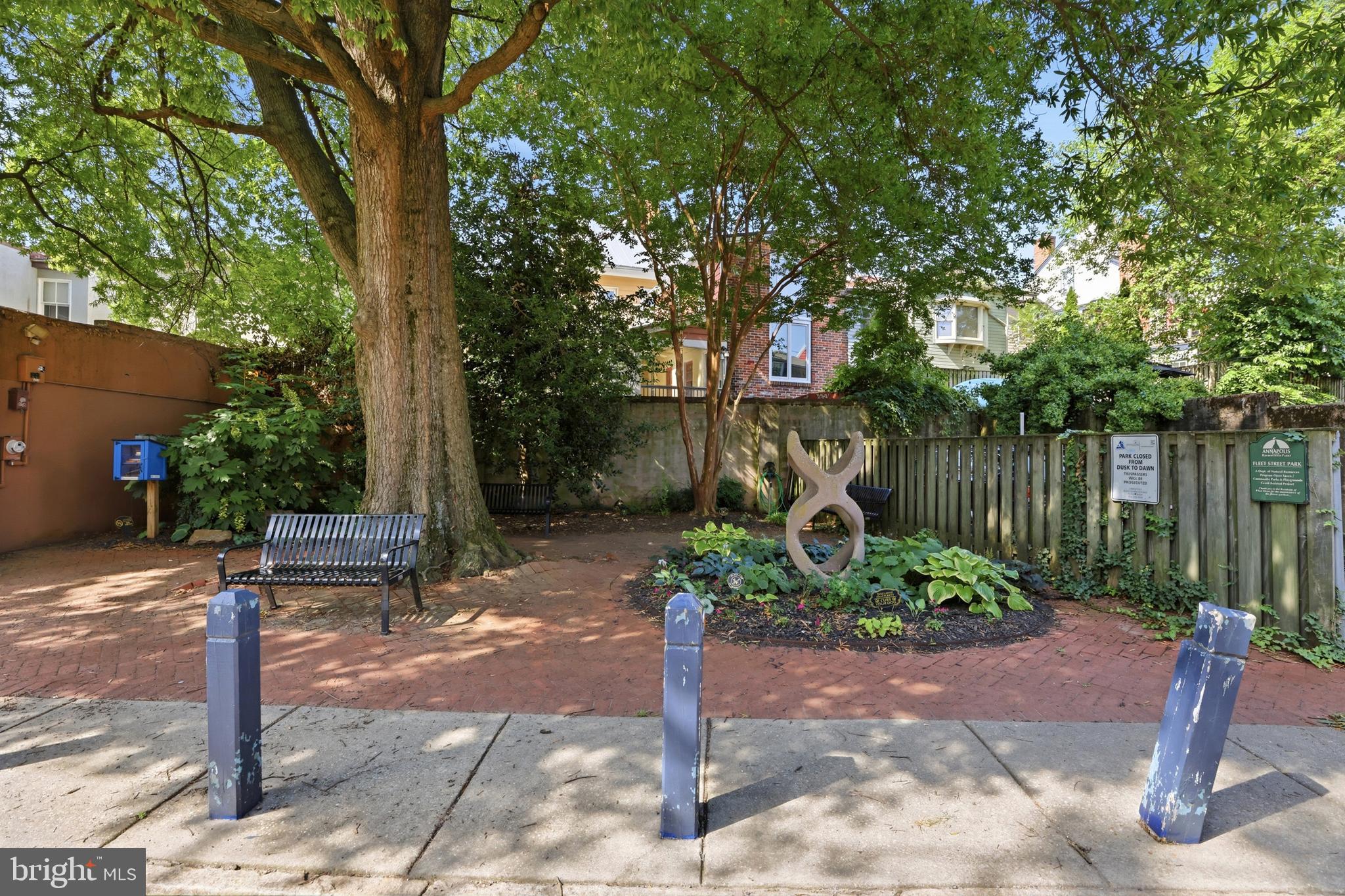 HISTORIC DISTRICT - Residential