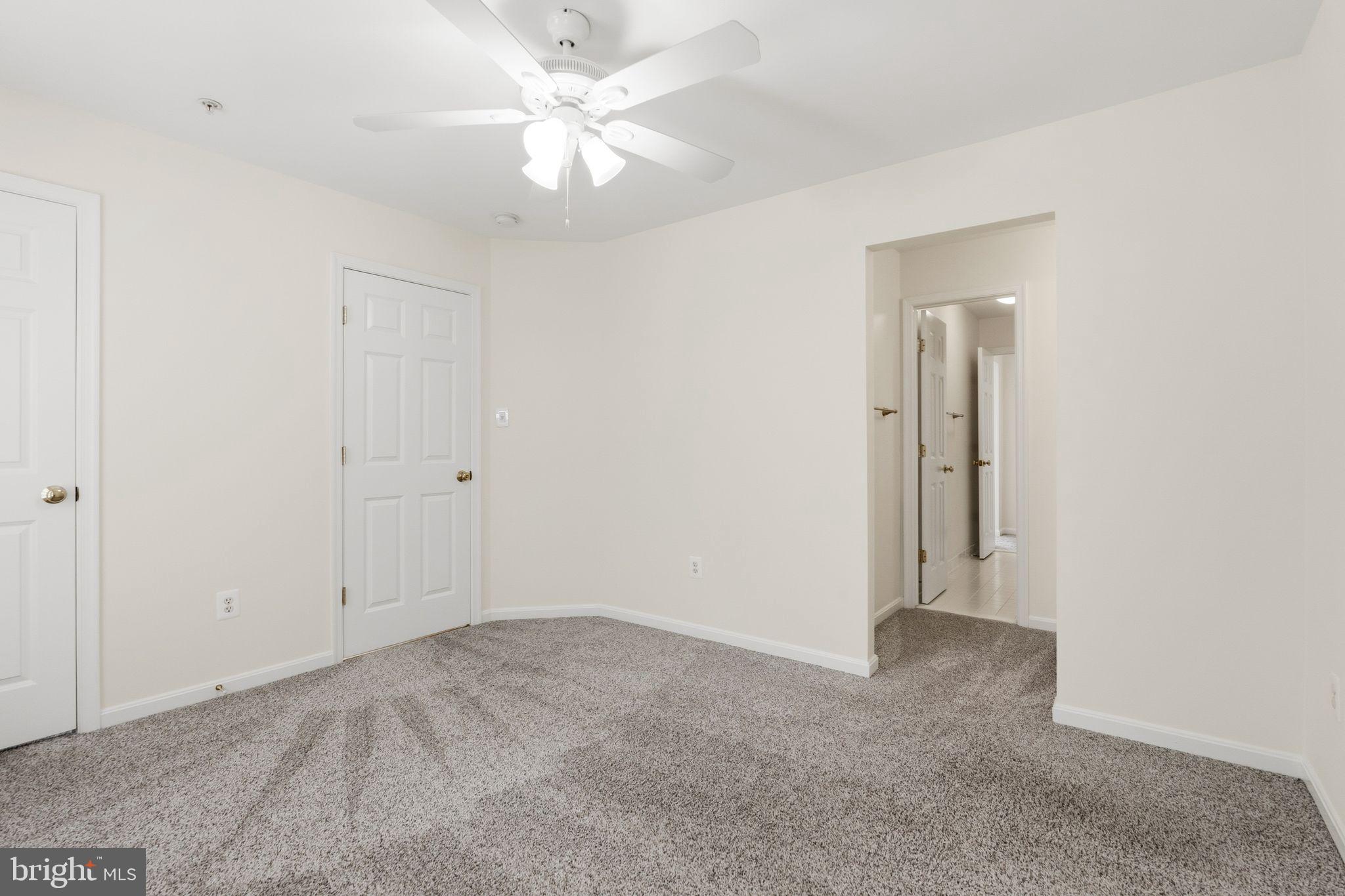 LAKELANDS - Residential