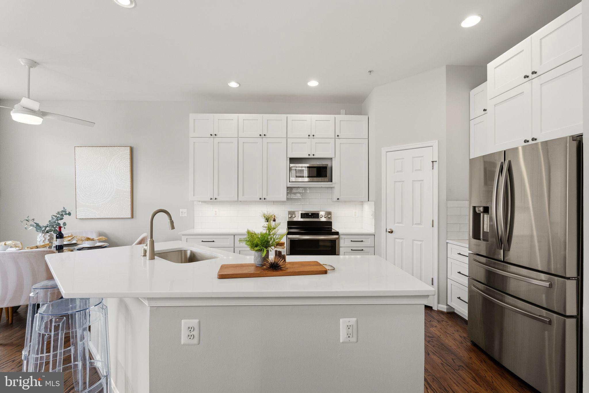 LAKELANDS - Residential