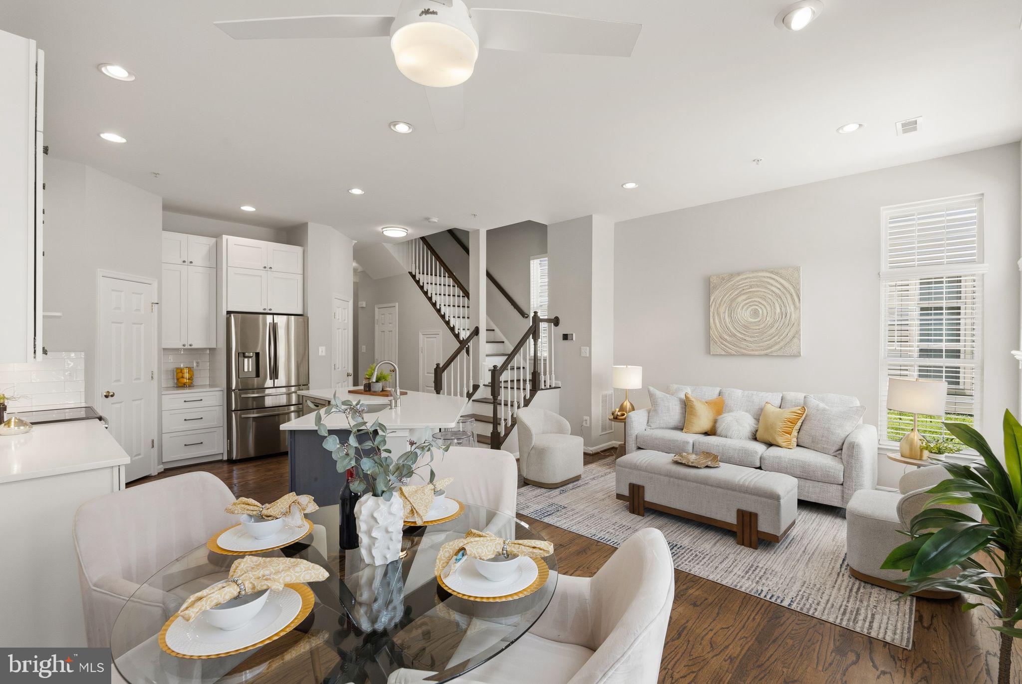 LAKELANDS - Residential