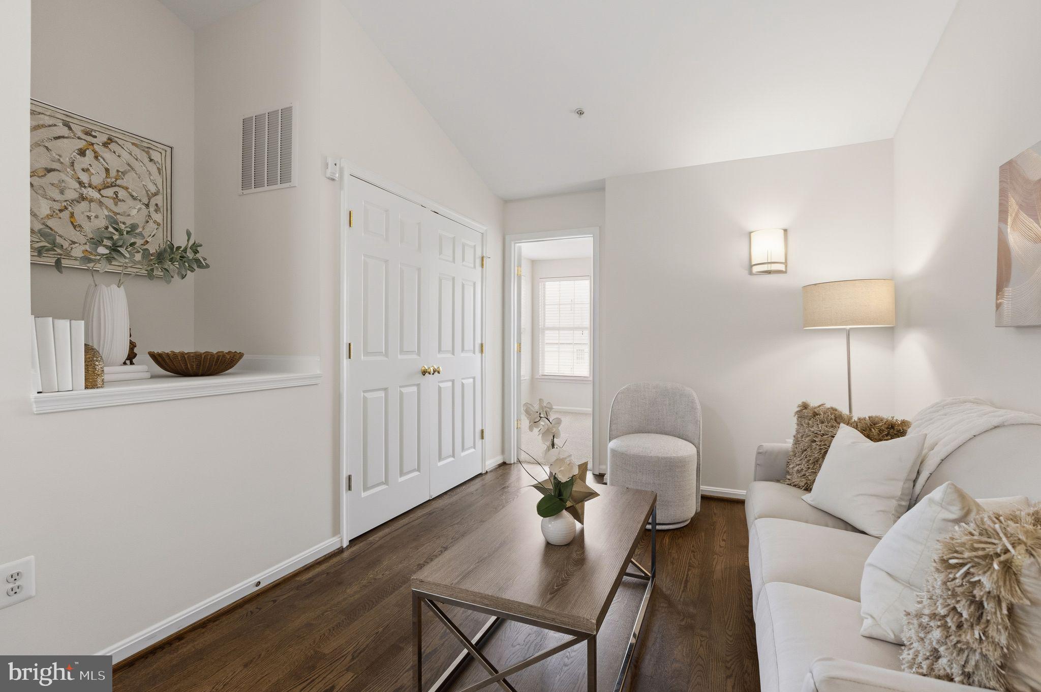 LAKELANDS - Residential