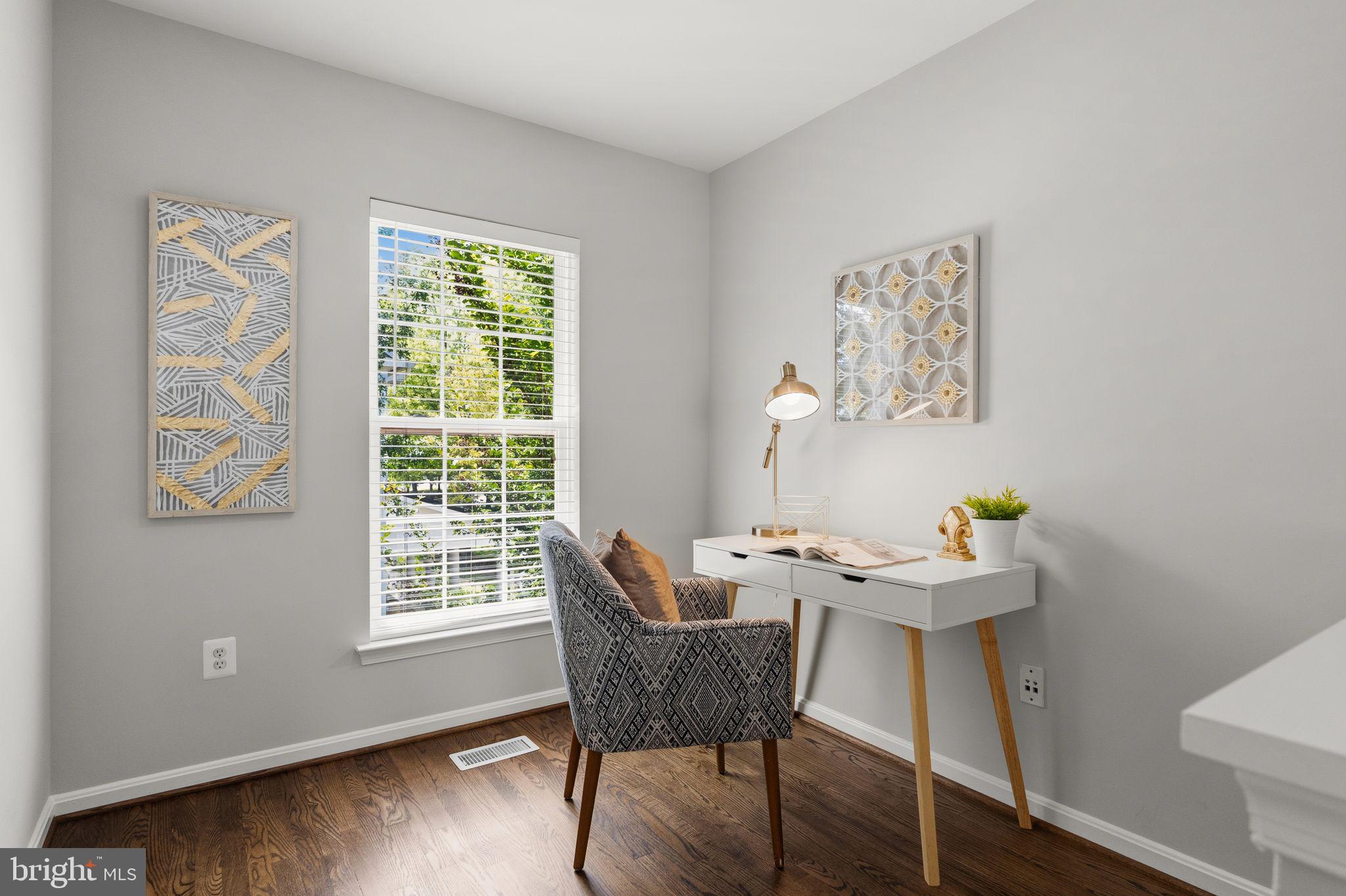 LAKELANDS - Residential