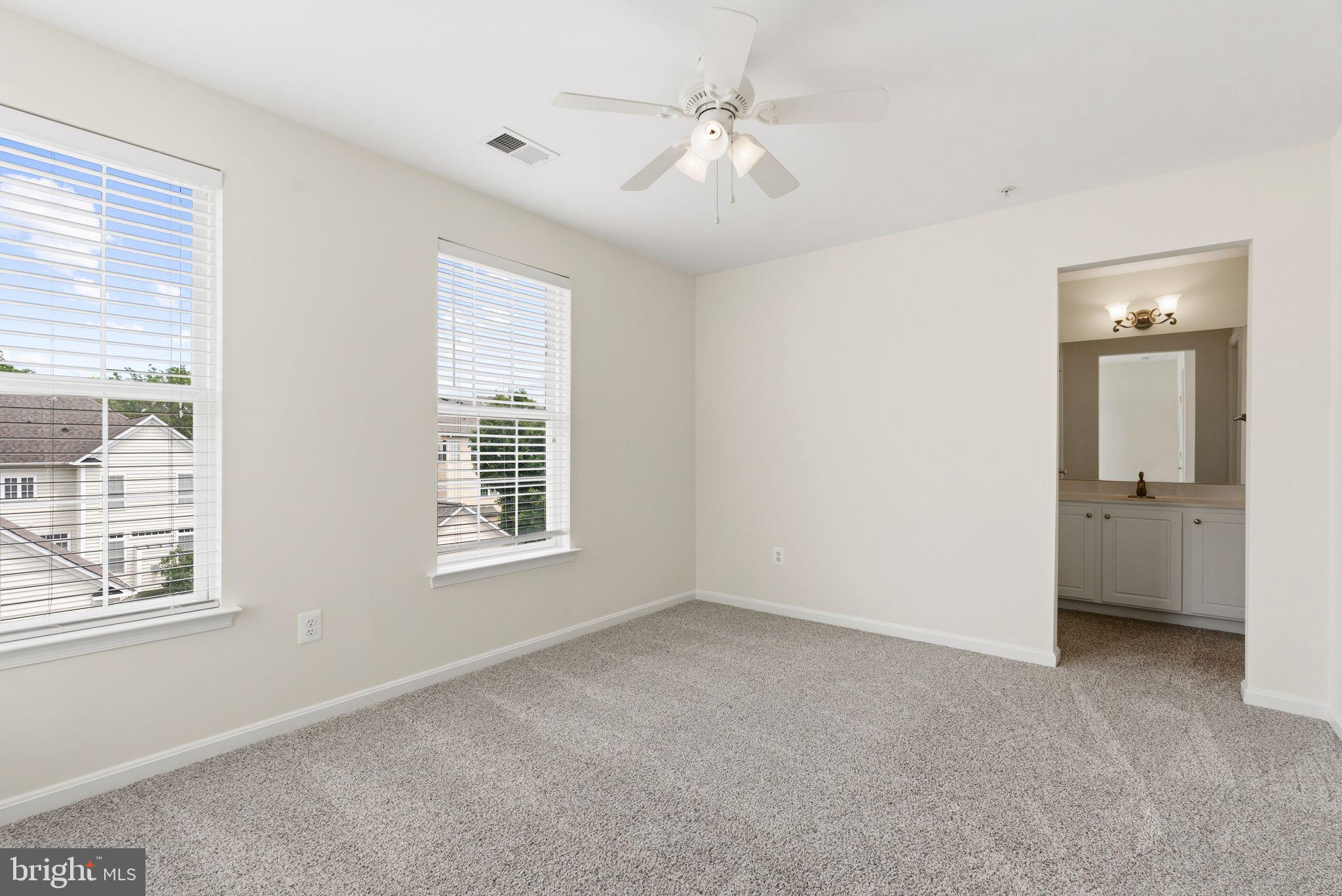 LAKELANDS - Residential